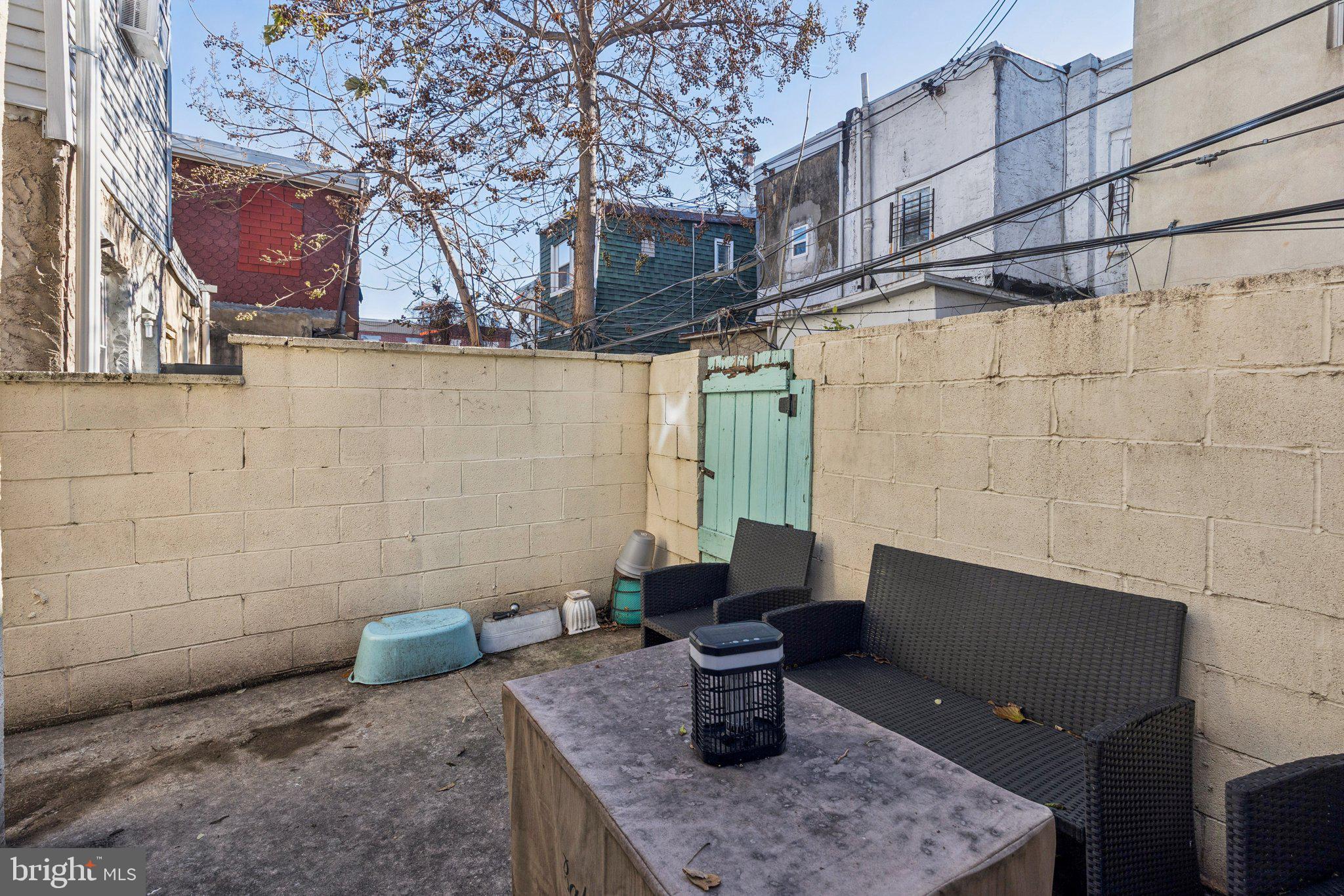 LOWER MOYAMENSING - Residential