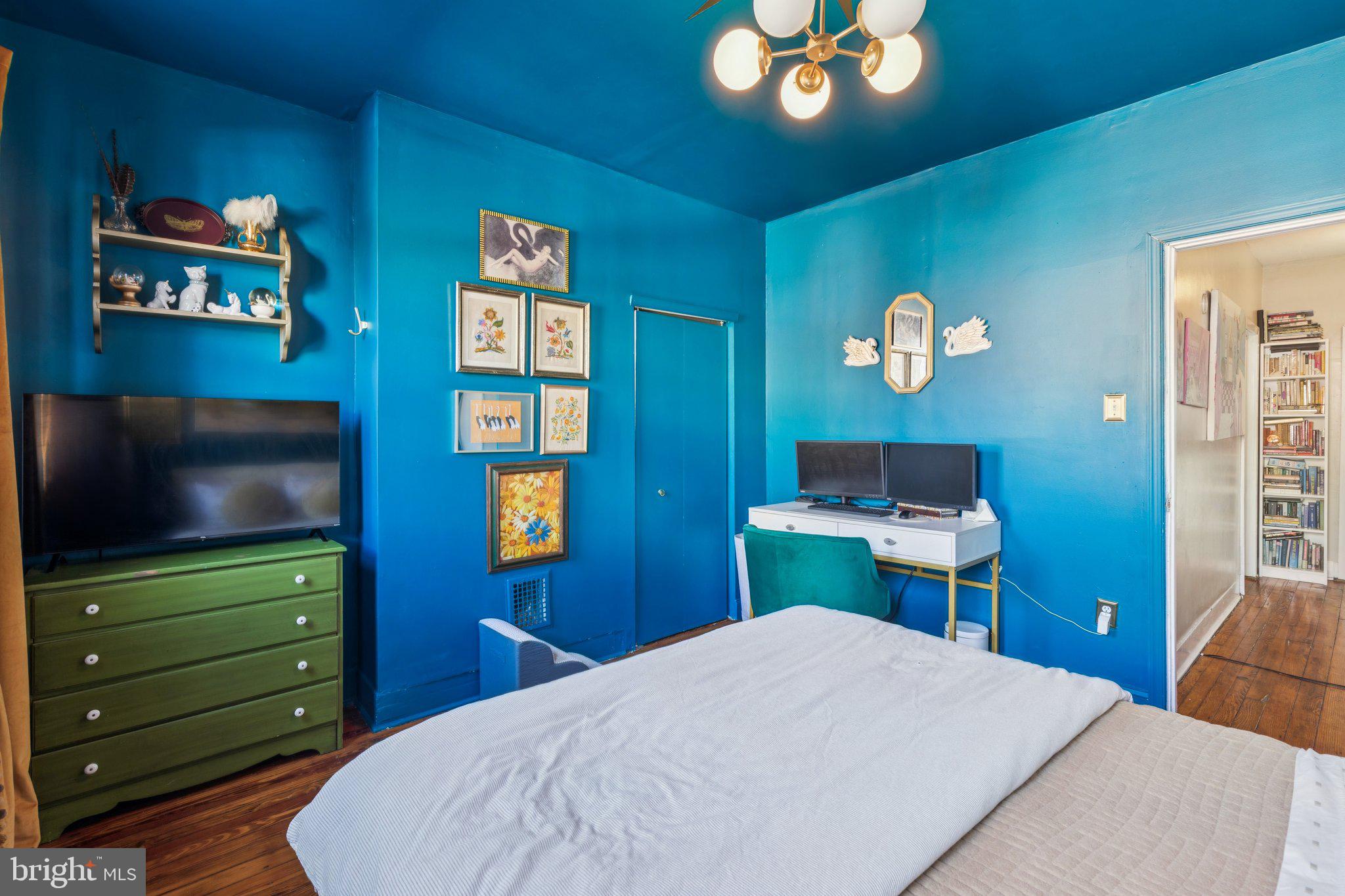 LOWER MOYAMENSING - Residential