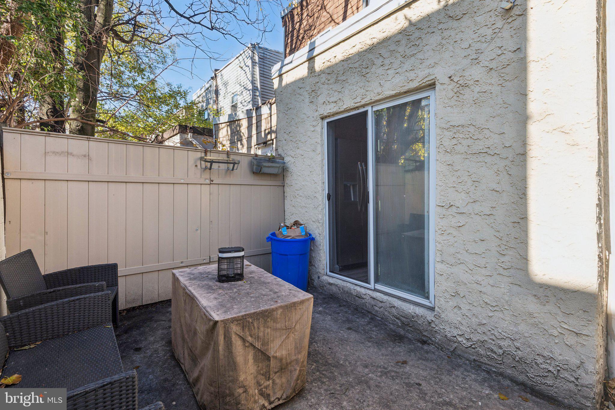 LOWER MOYAMENSING - Residential