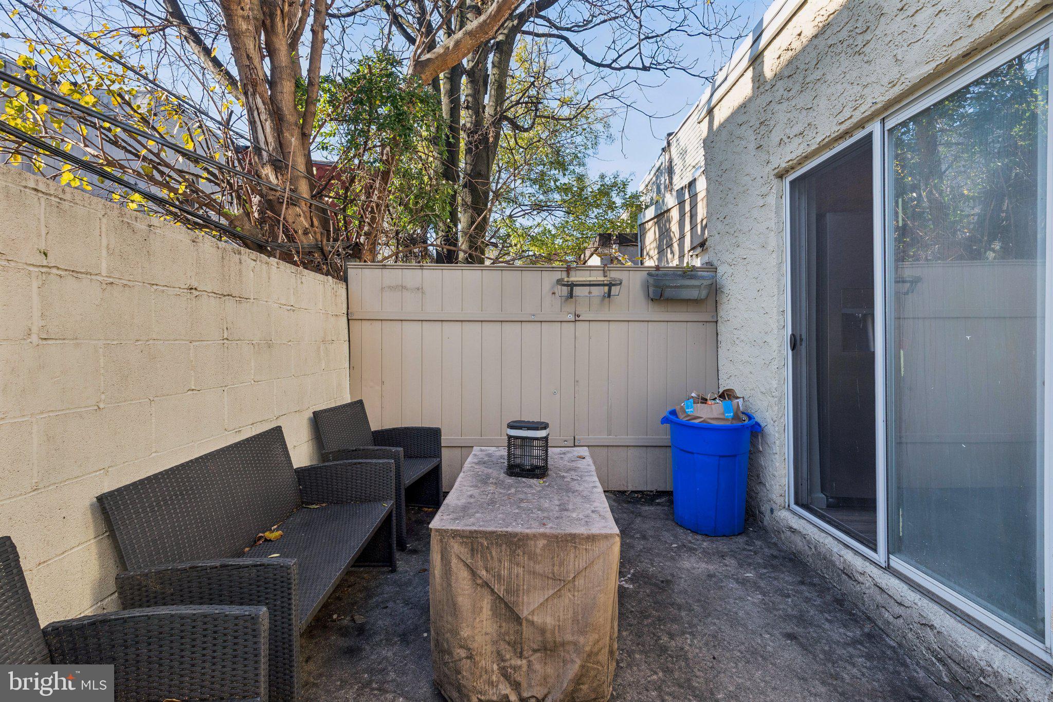 LOWER MOYAMENSING - Residential