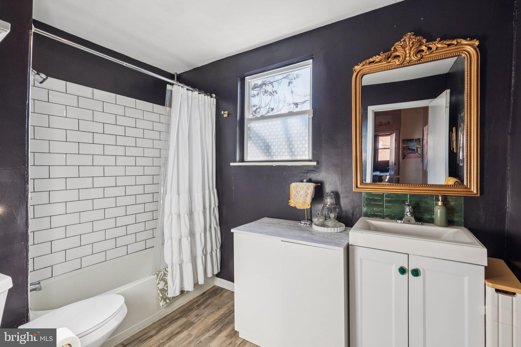 LOWER MOYAMENSING - Residential