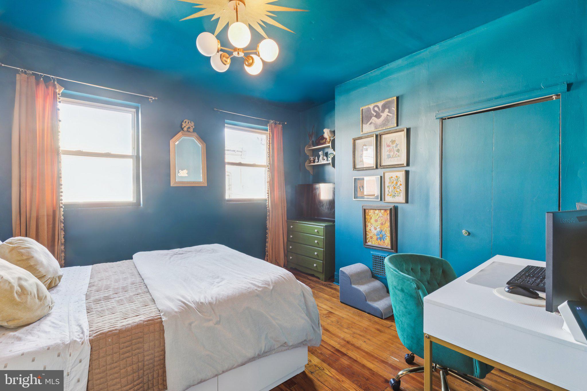 LOWER MOYAMENSING - Residential