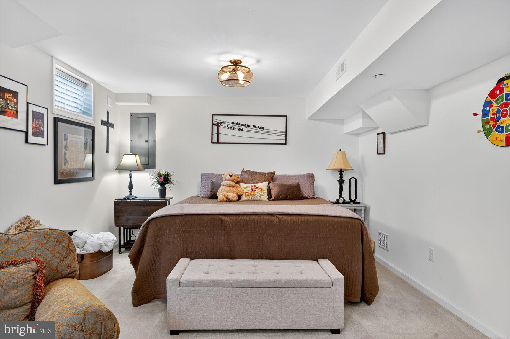 WORMANS MILL - Residential