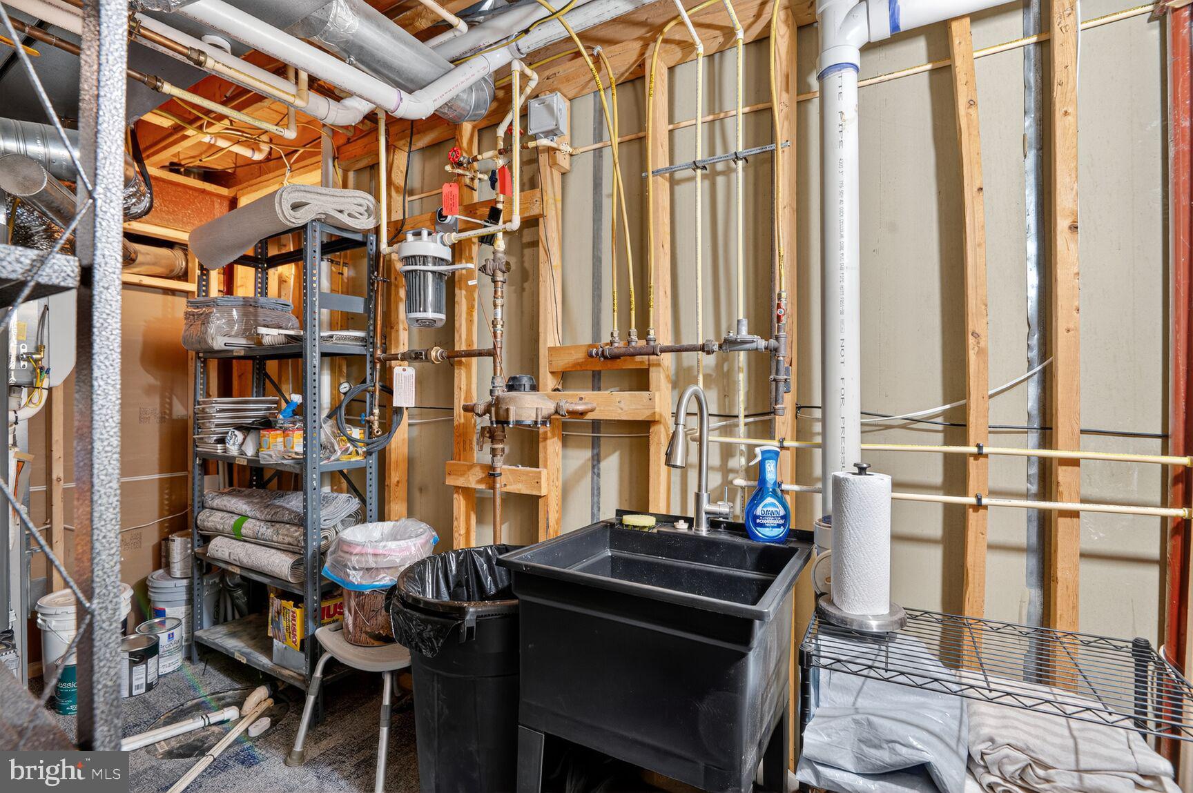 WORMANS MILL - Residential