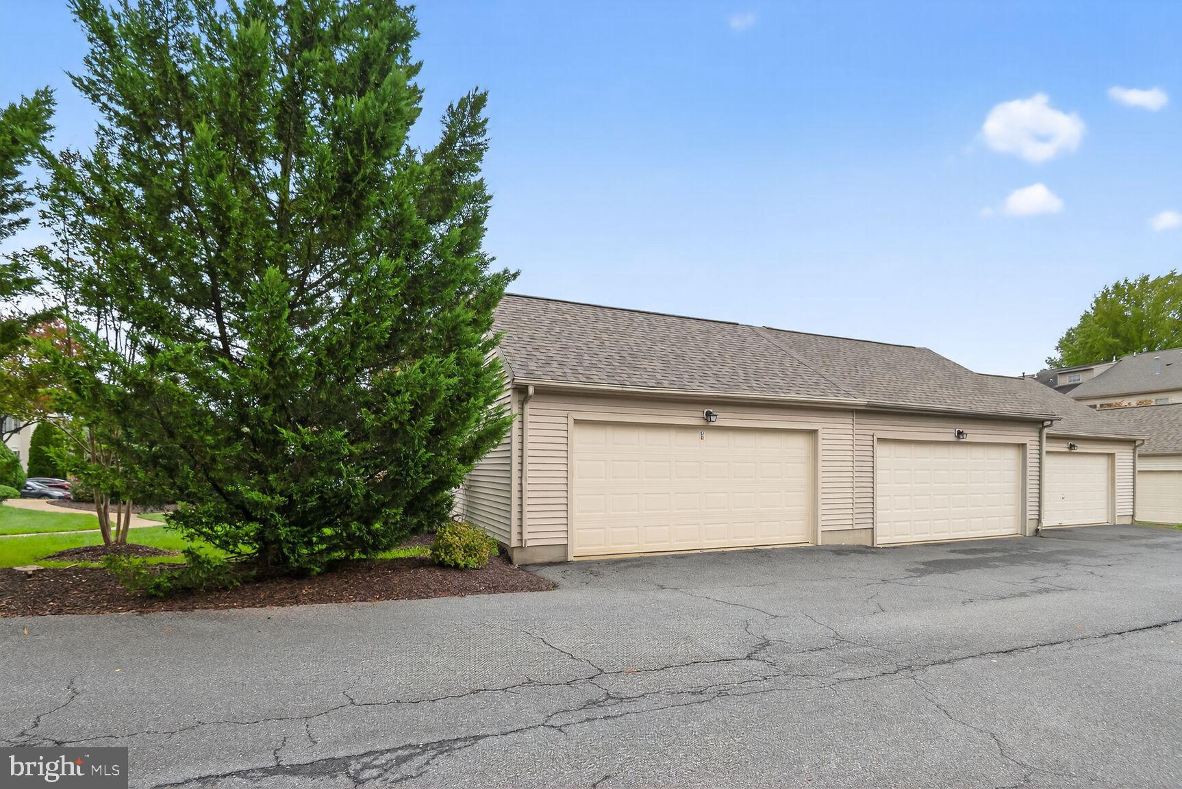 WORMANS MILL - Residential