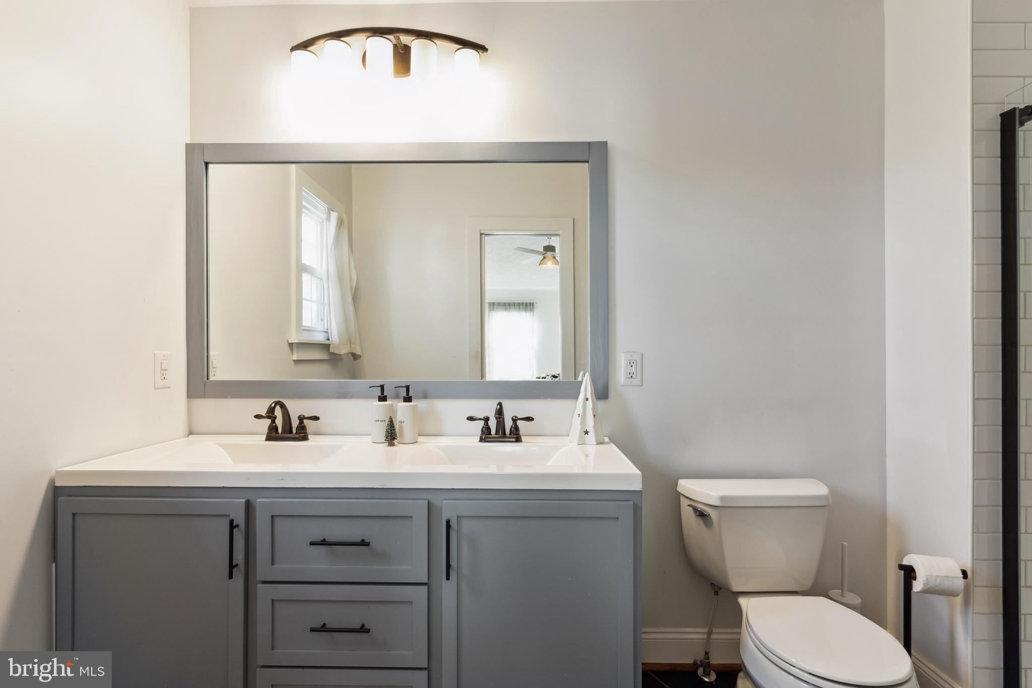 DORCHESTER MEWS - Residential