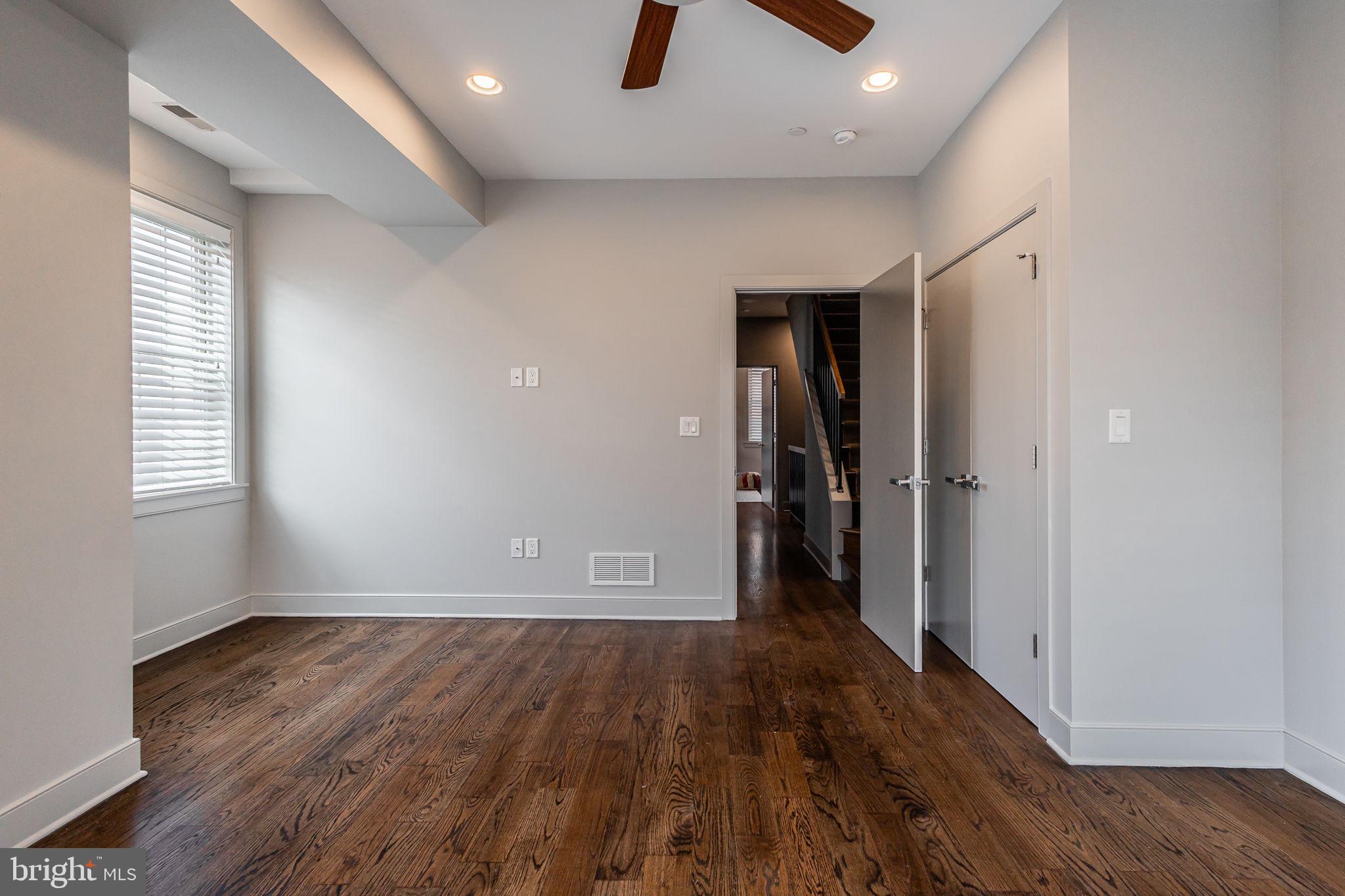 GRADUATE HOSPITAL - Residential