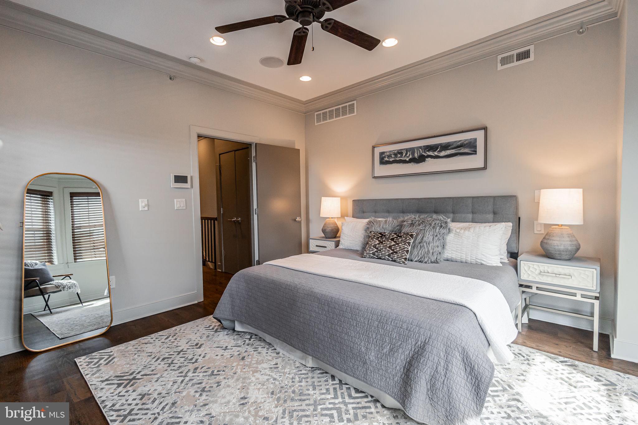 GRADUATE HOSPITAL - Residential