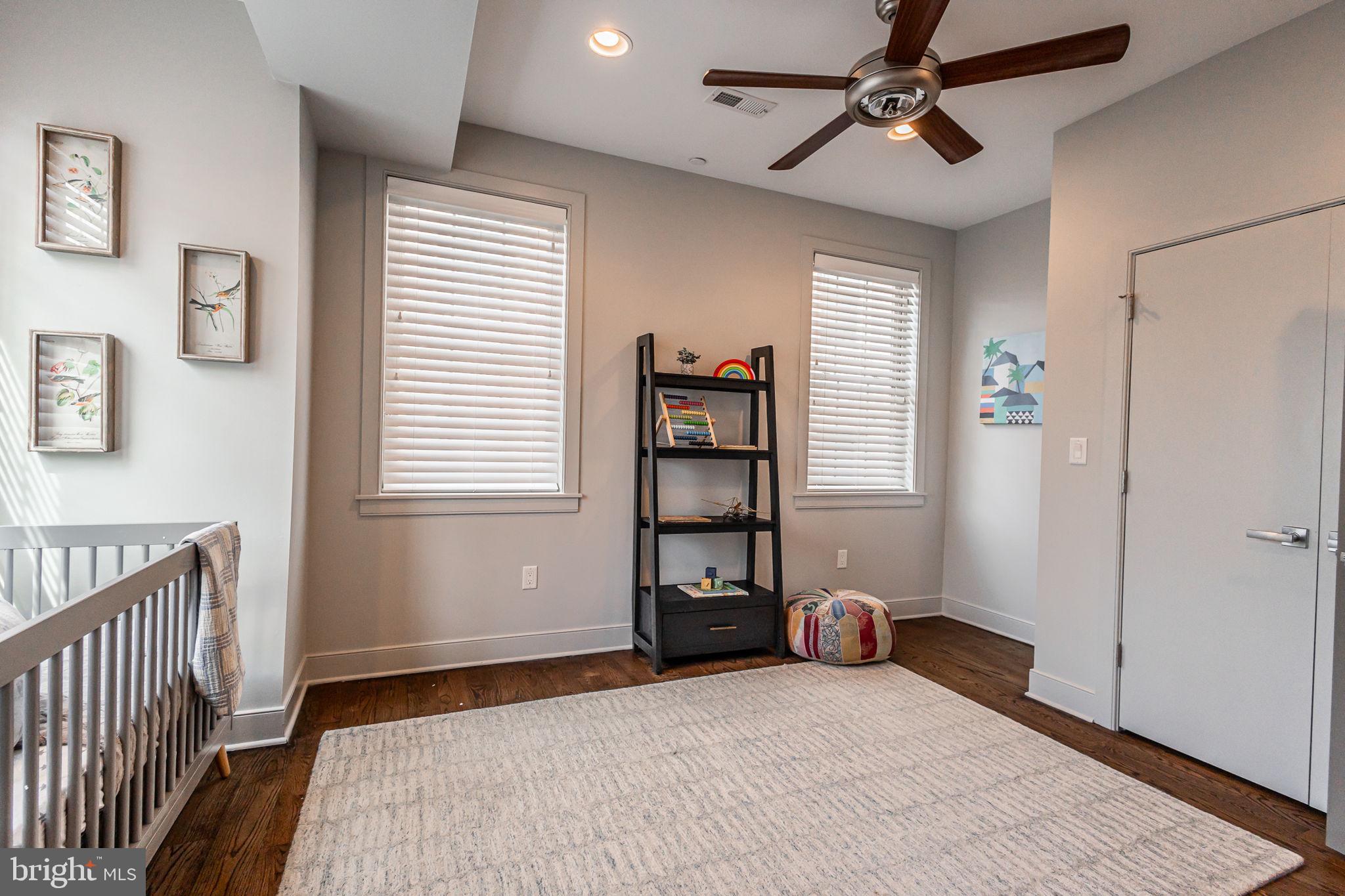 GRADUATE HOSPITAL - Residential