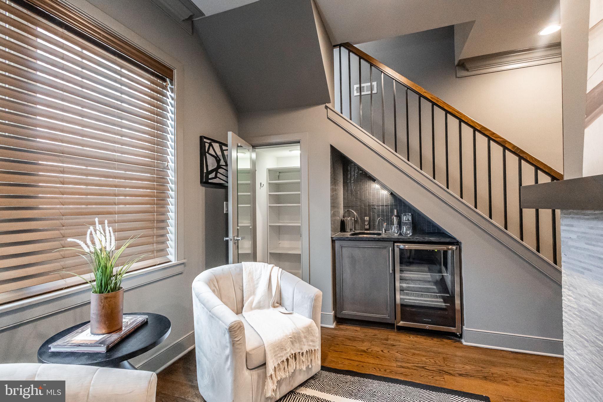 GRADUATE HOSPITAL - Residential