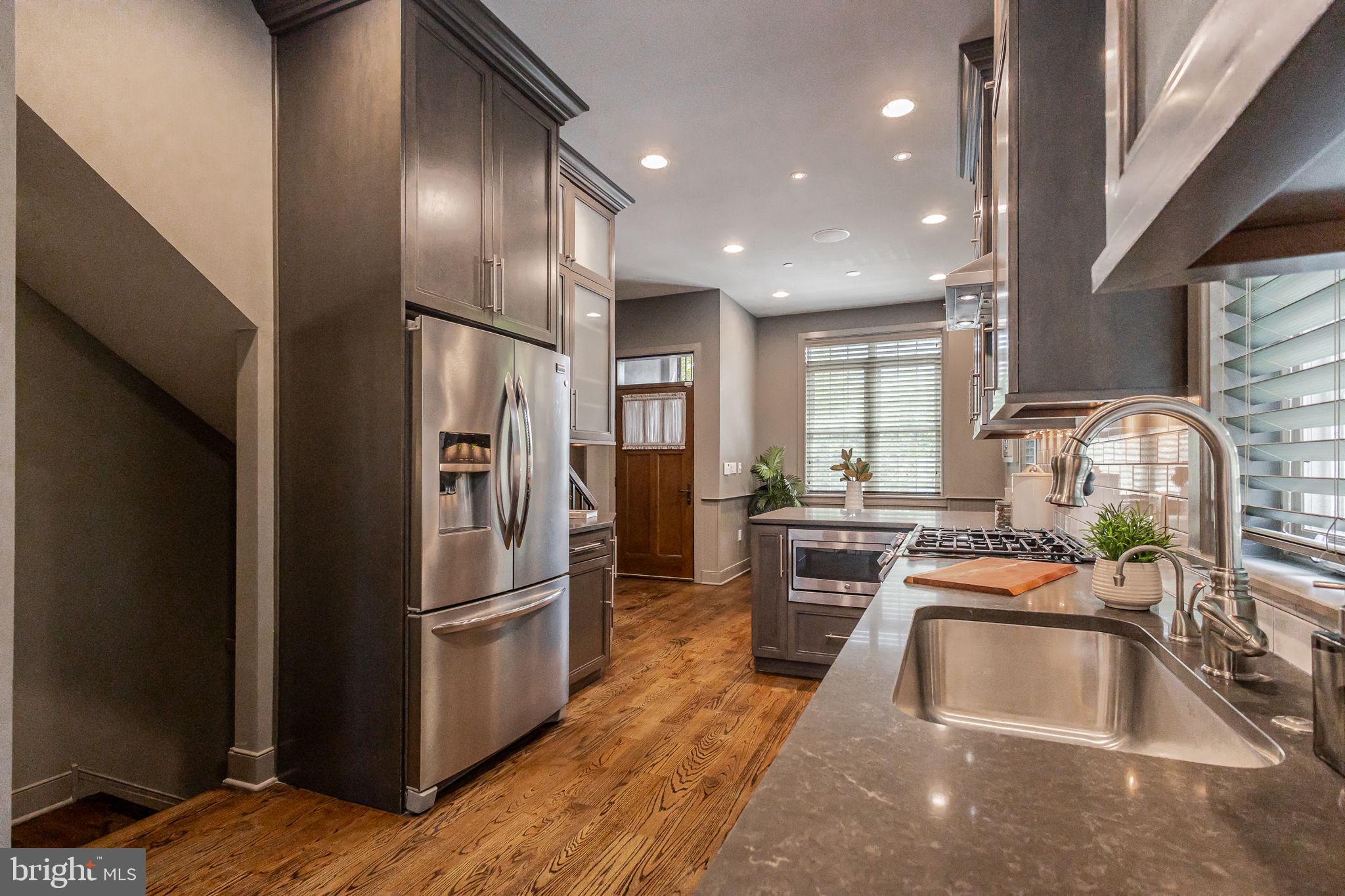 GRADUATE HOSPITAL - Residential