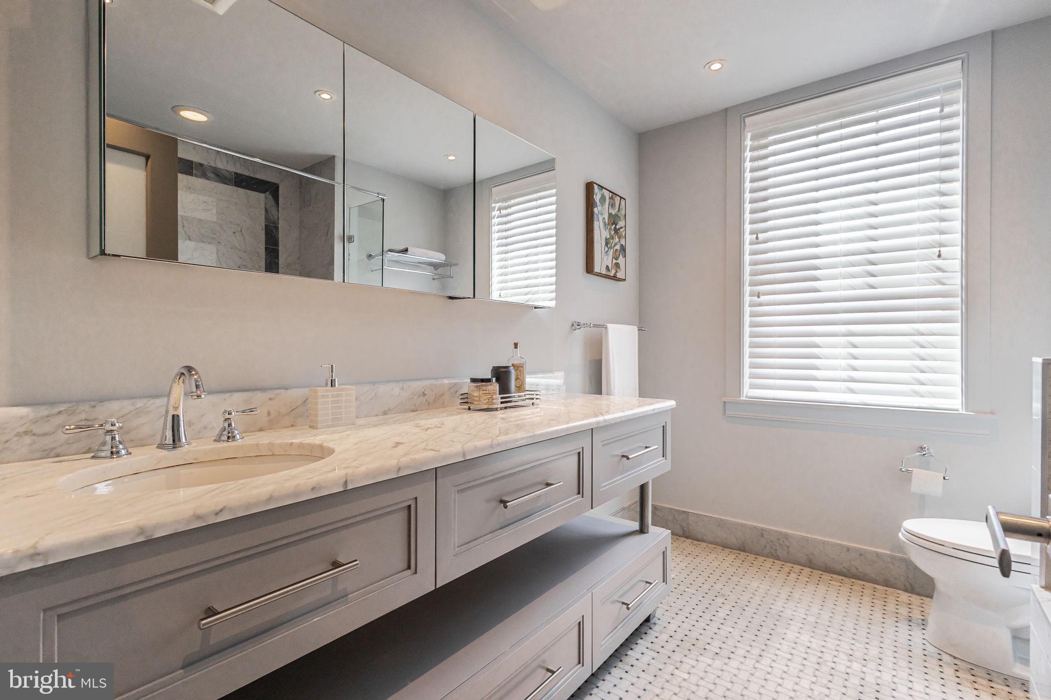 GRADUATE HOSPITAL - Residential