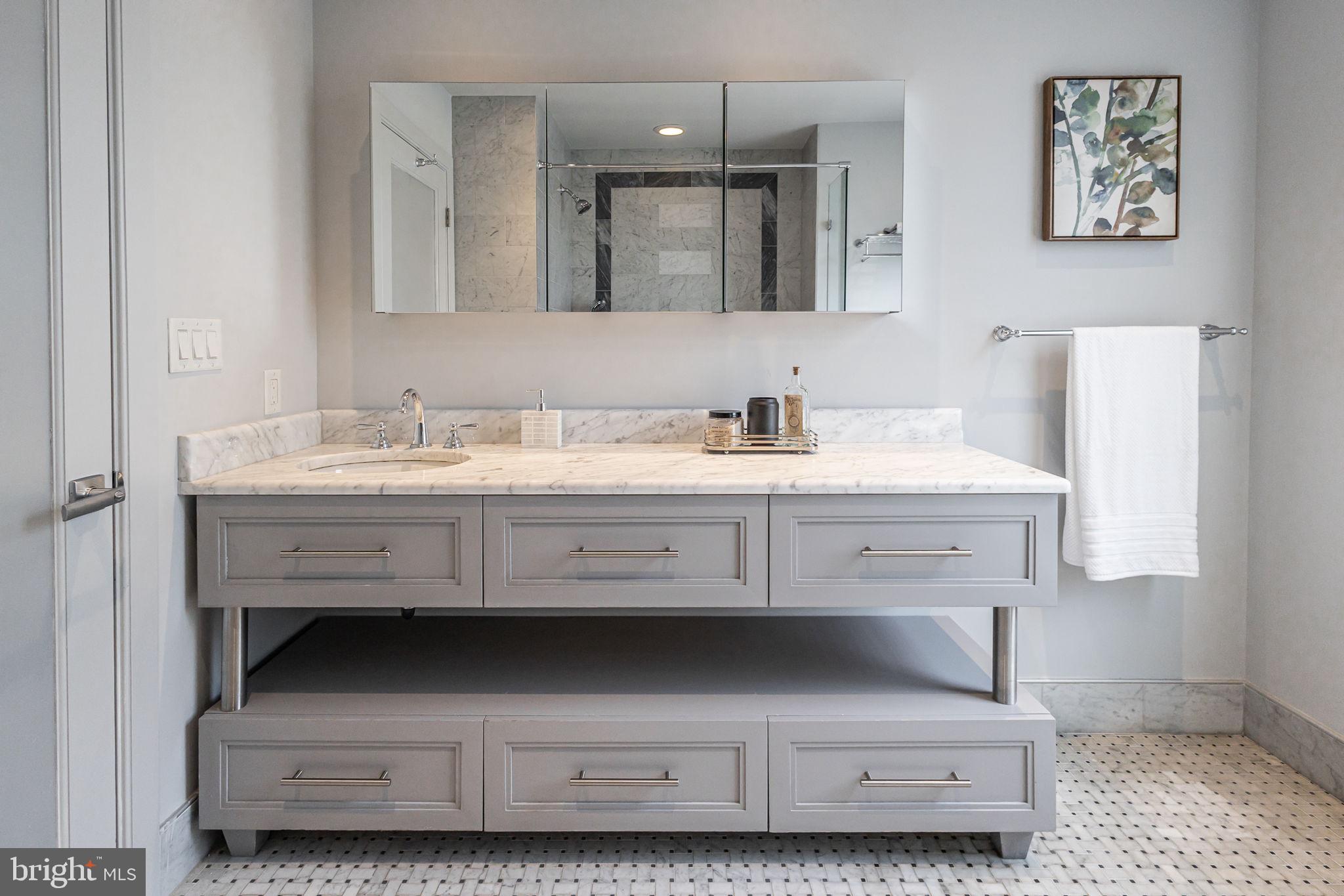 GRADUATE HOSPITAL - Residential