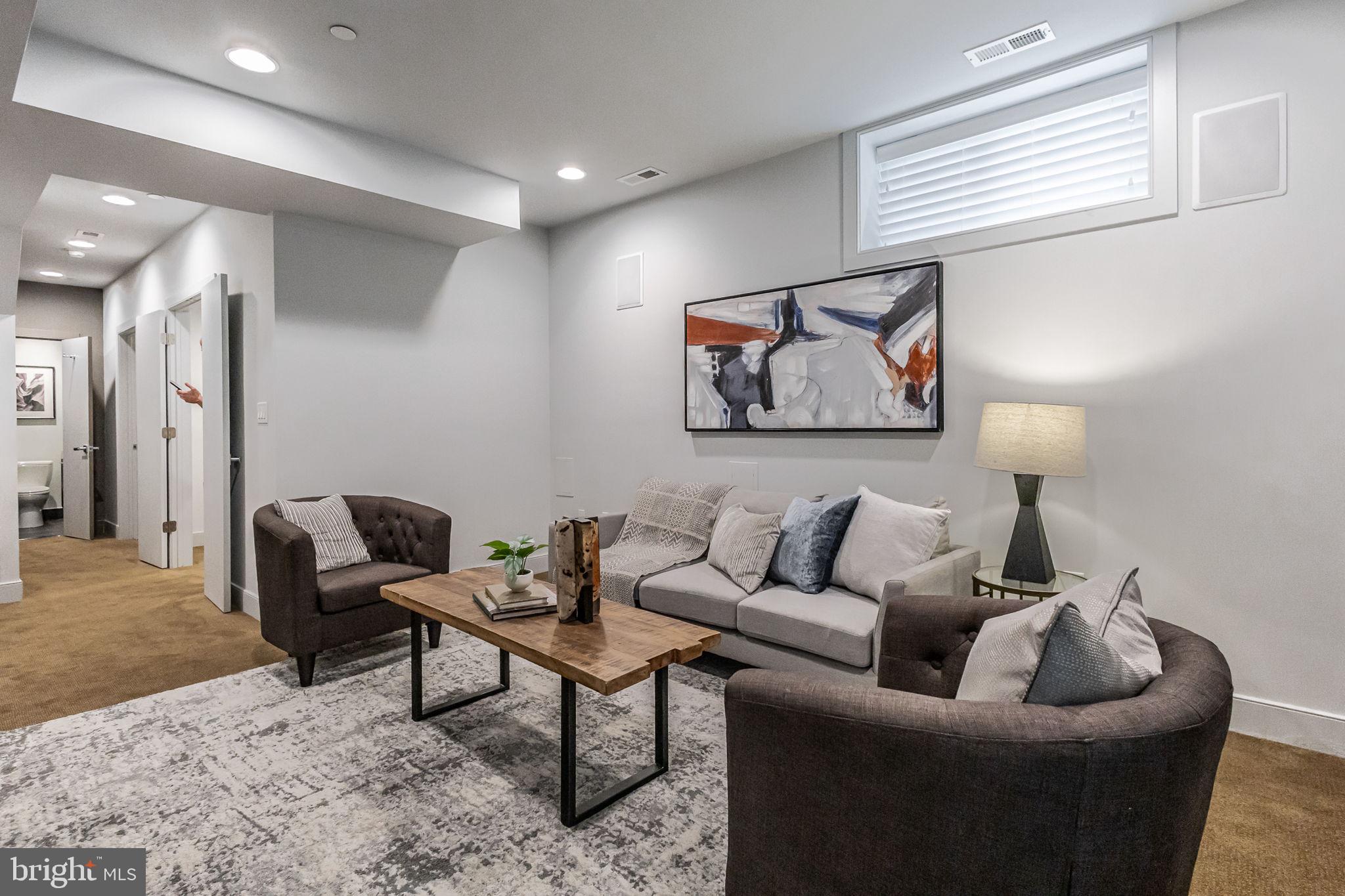 GRADUATE HOSPITAL - Residential