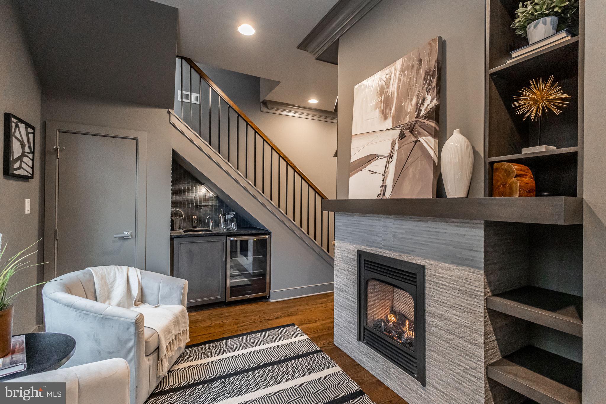 GRADUATE HOSPITAL - Residential