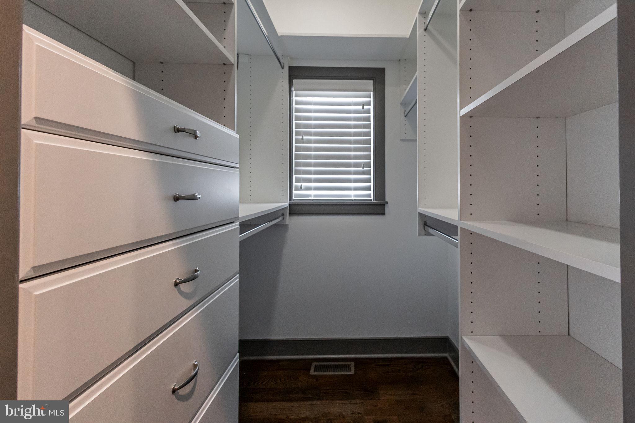 GRADUATE HOSPITAL - Residential