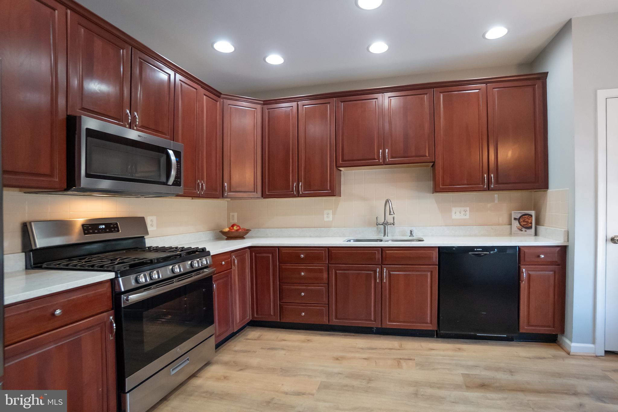 DOMINION VALLEY - Residential