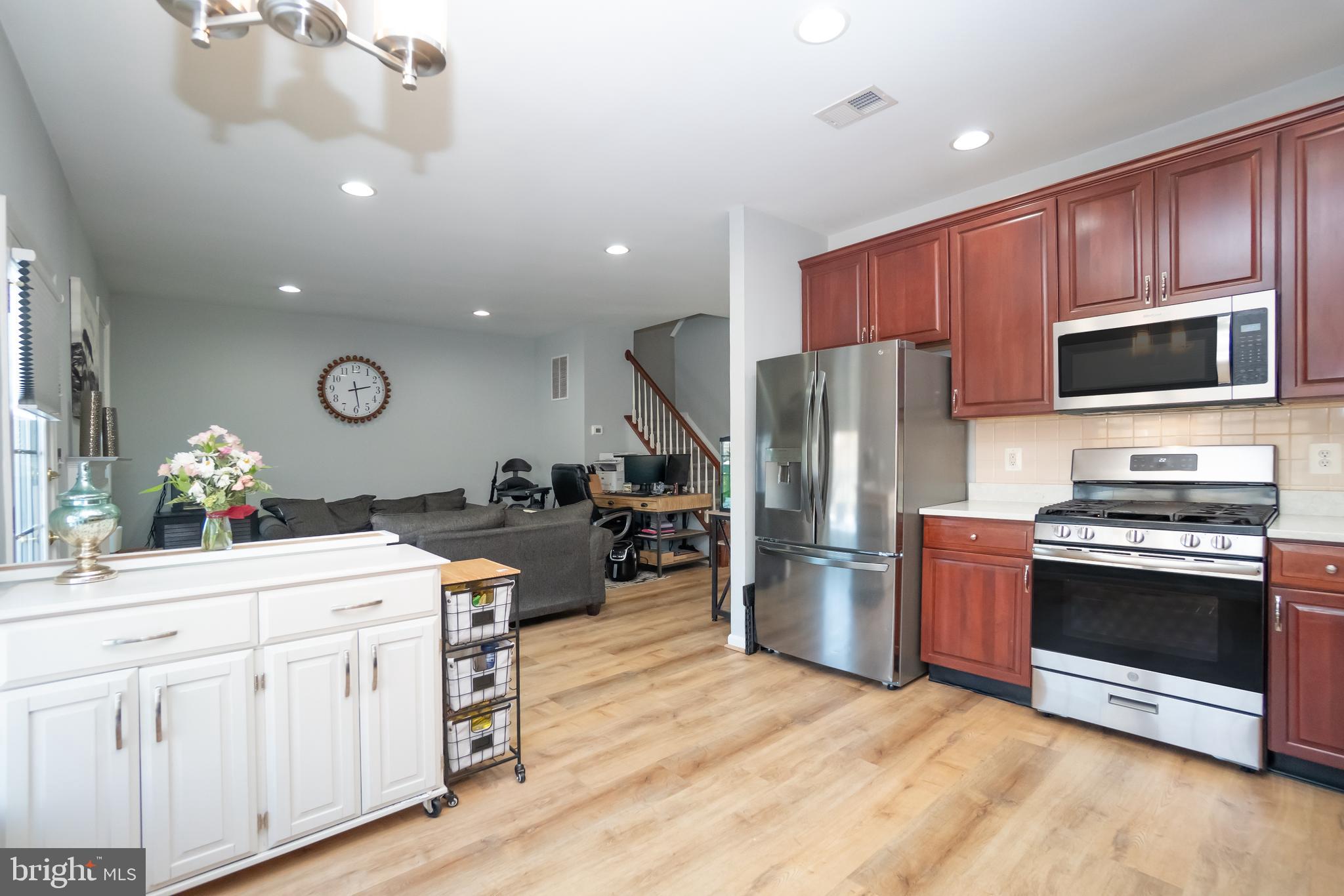 DOMINION VALLEY - Residential