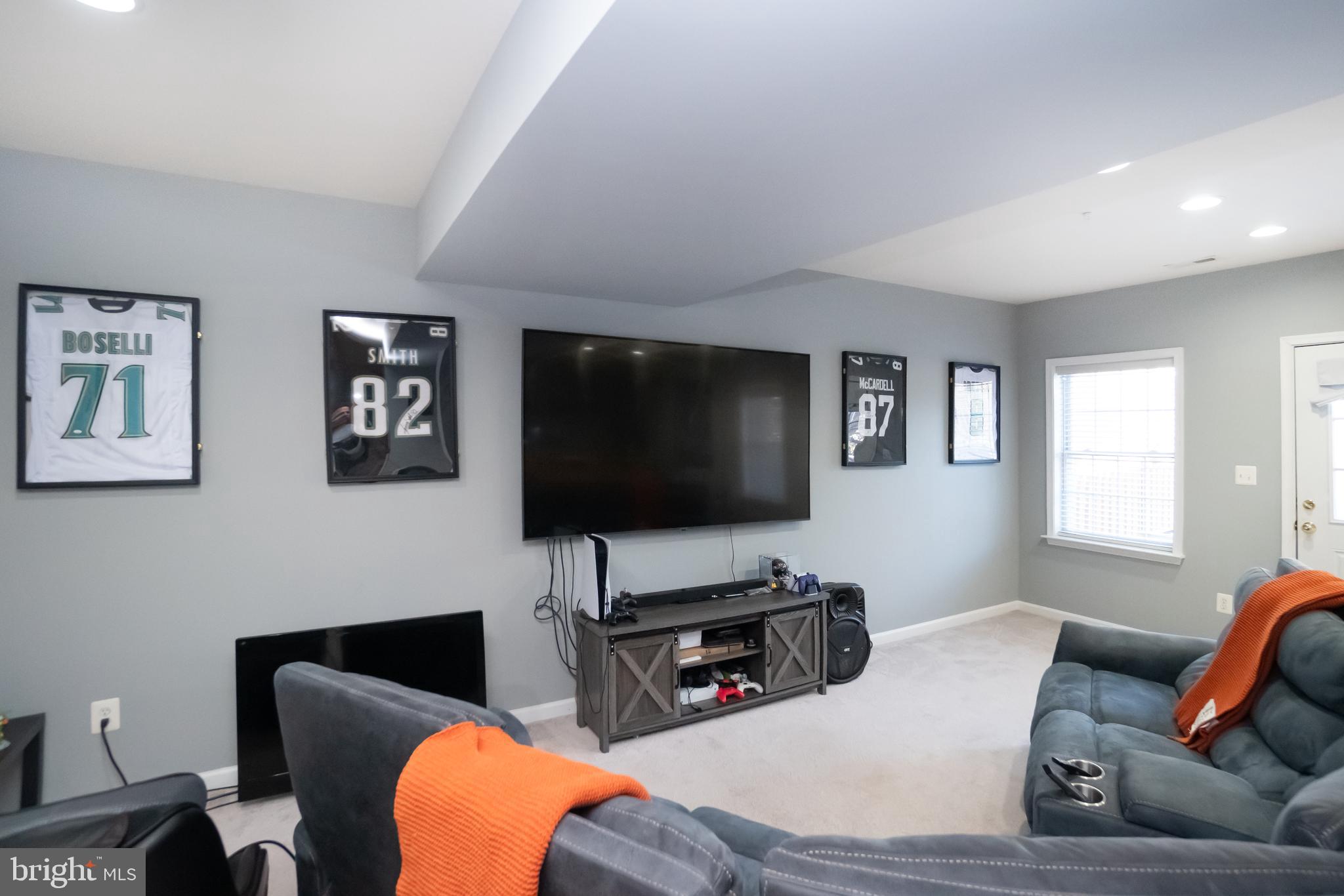 DOMINION VALLEY - Residential