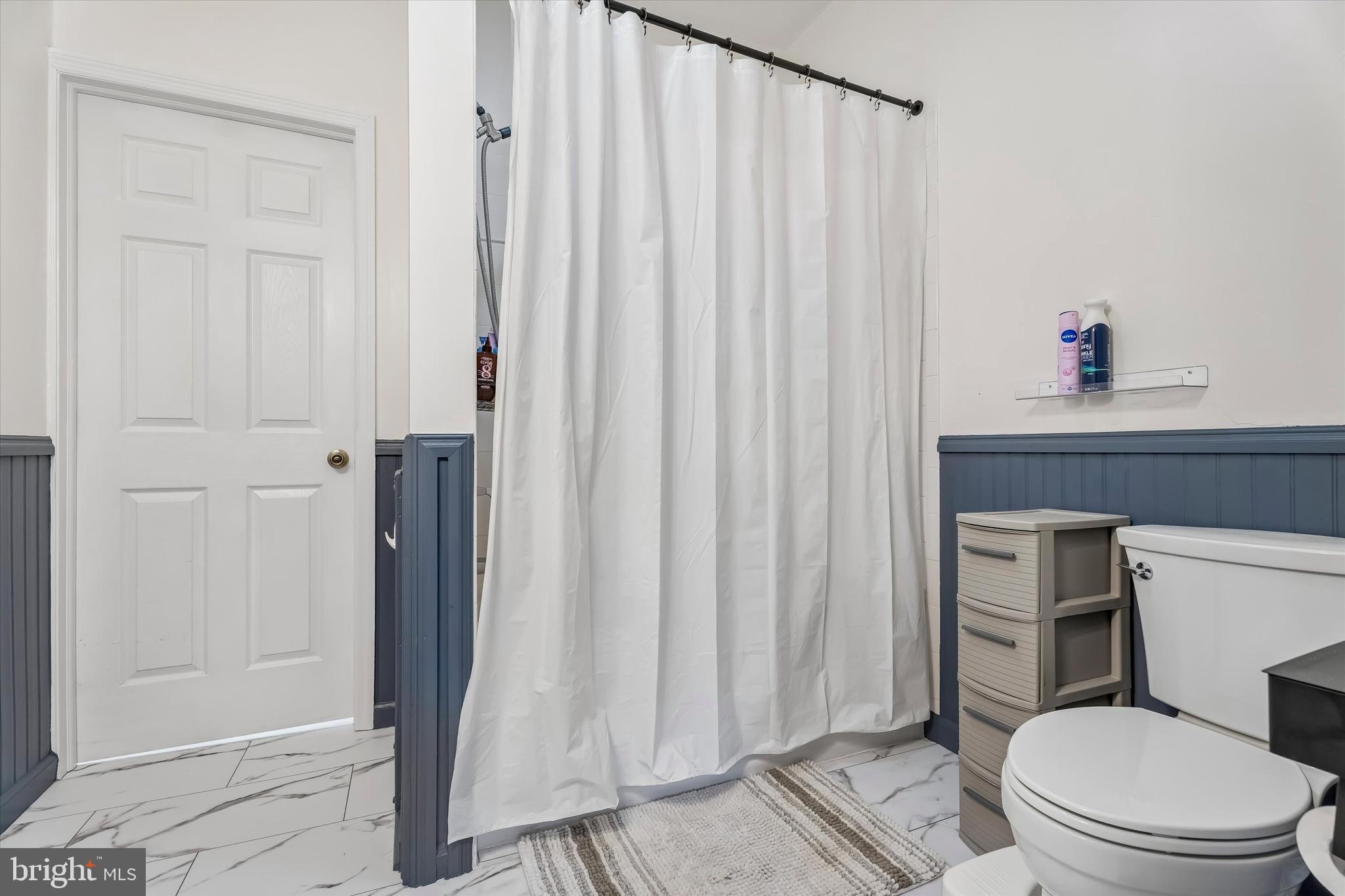 SCHOOL SIDE MANOR - Residential