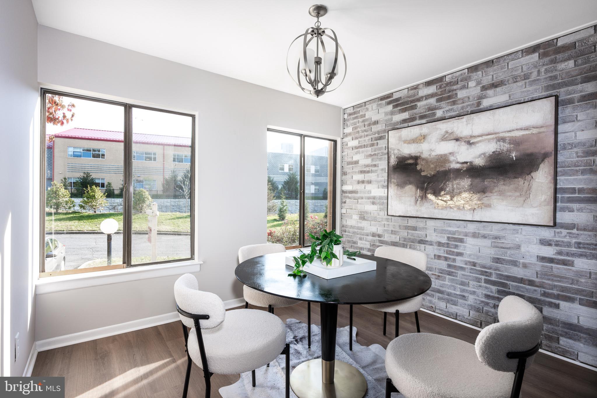 VILLAGE OF OAKLAND MILLS - Residential