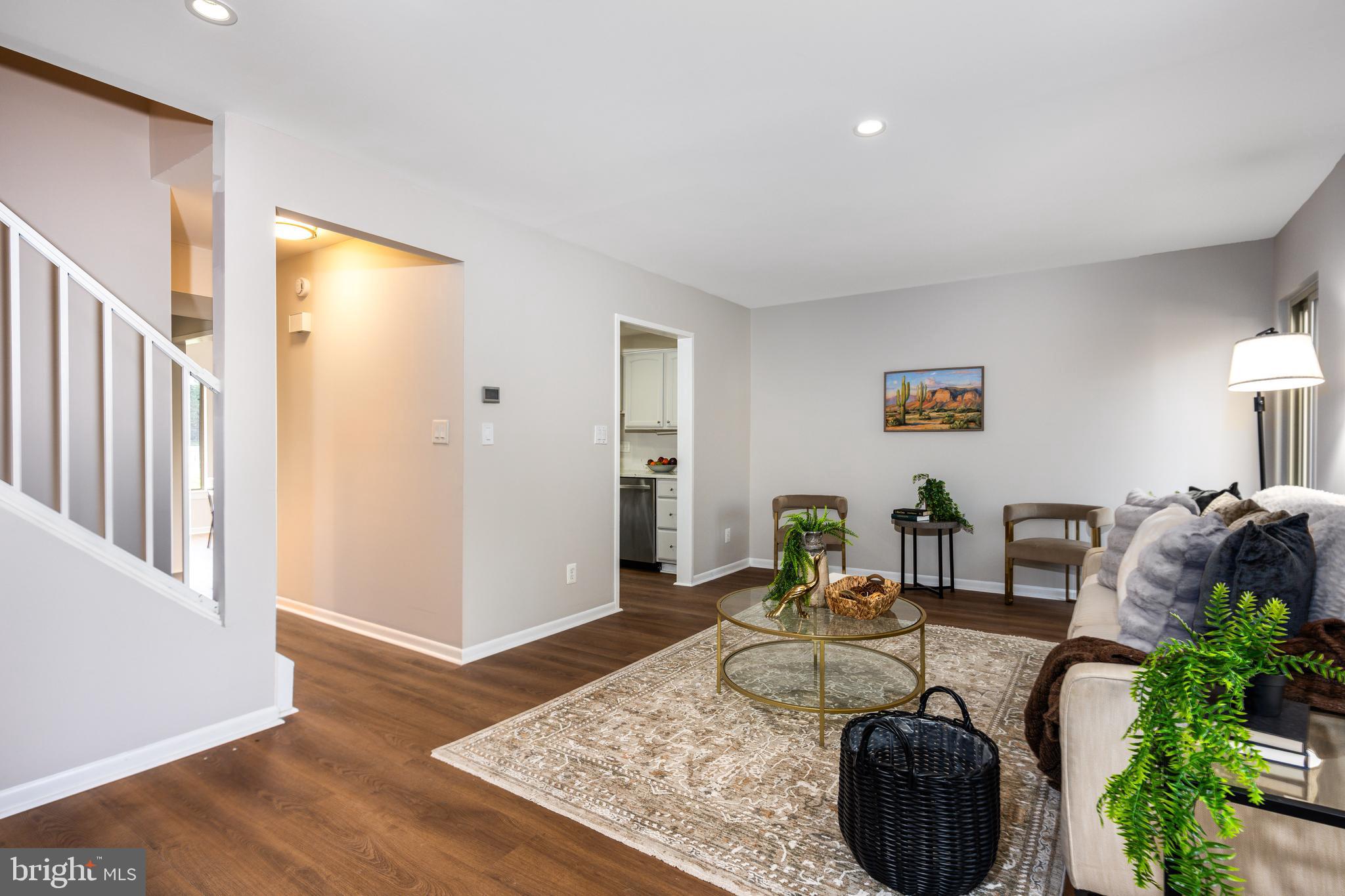 VILLAGE OF OAKLAND MILLS - Residential