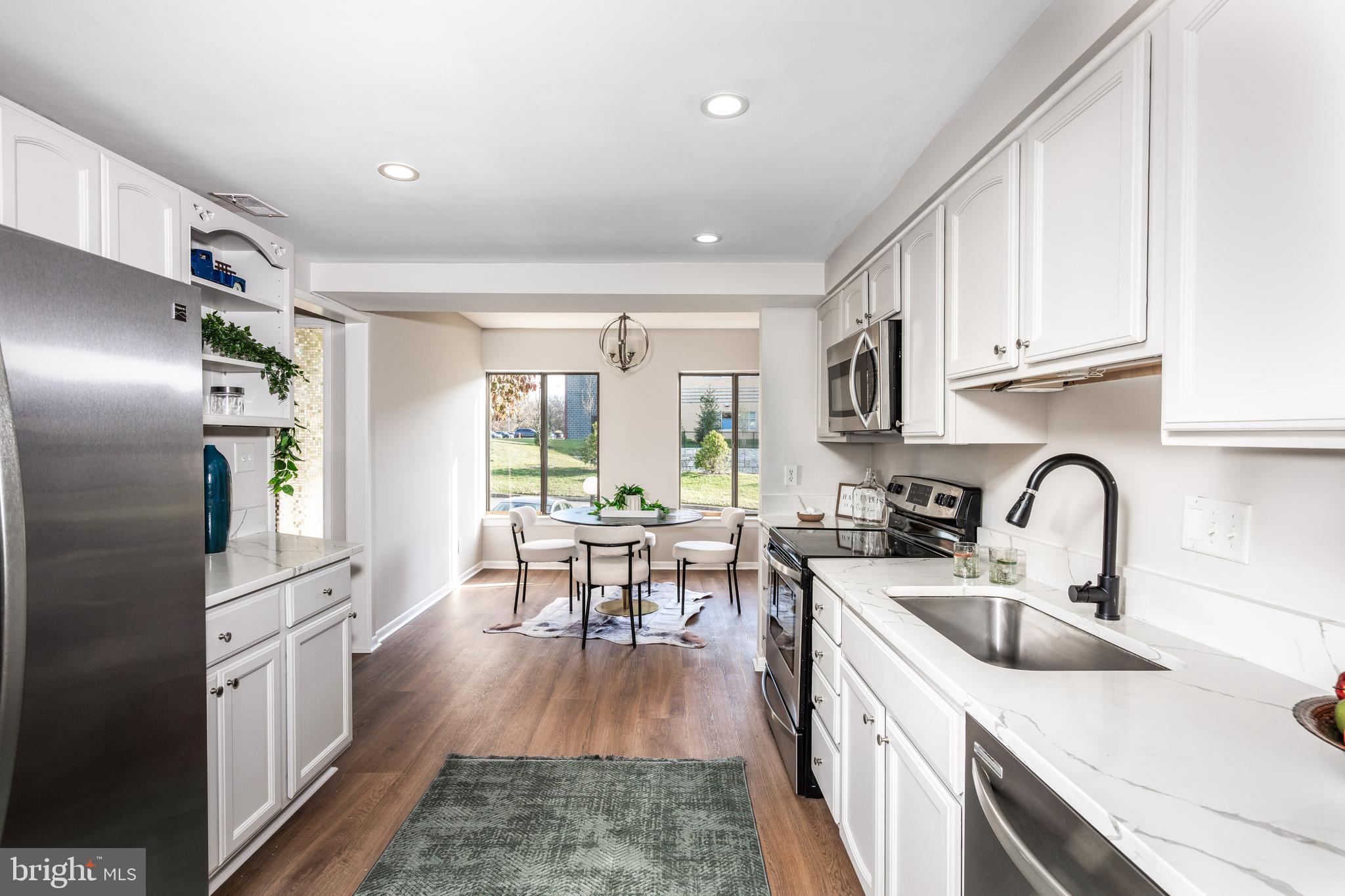 VILLAGE OF OAKLAND MILLS - Residential