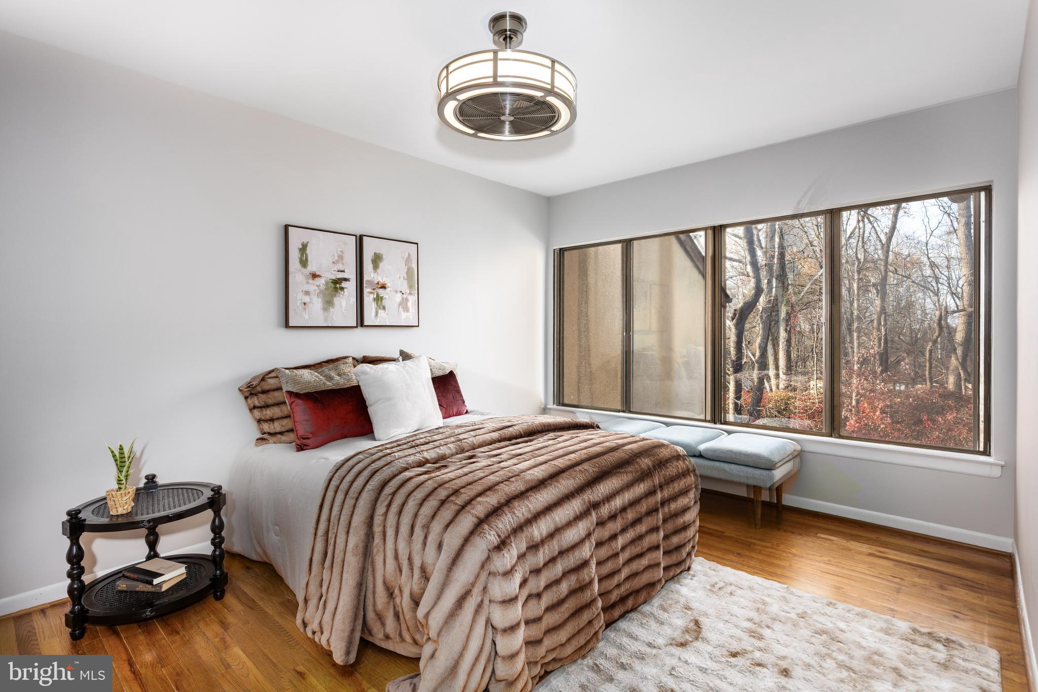 VILLAGE OF OAKLAND MILLS - Residential