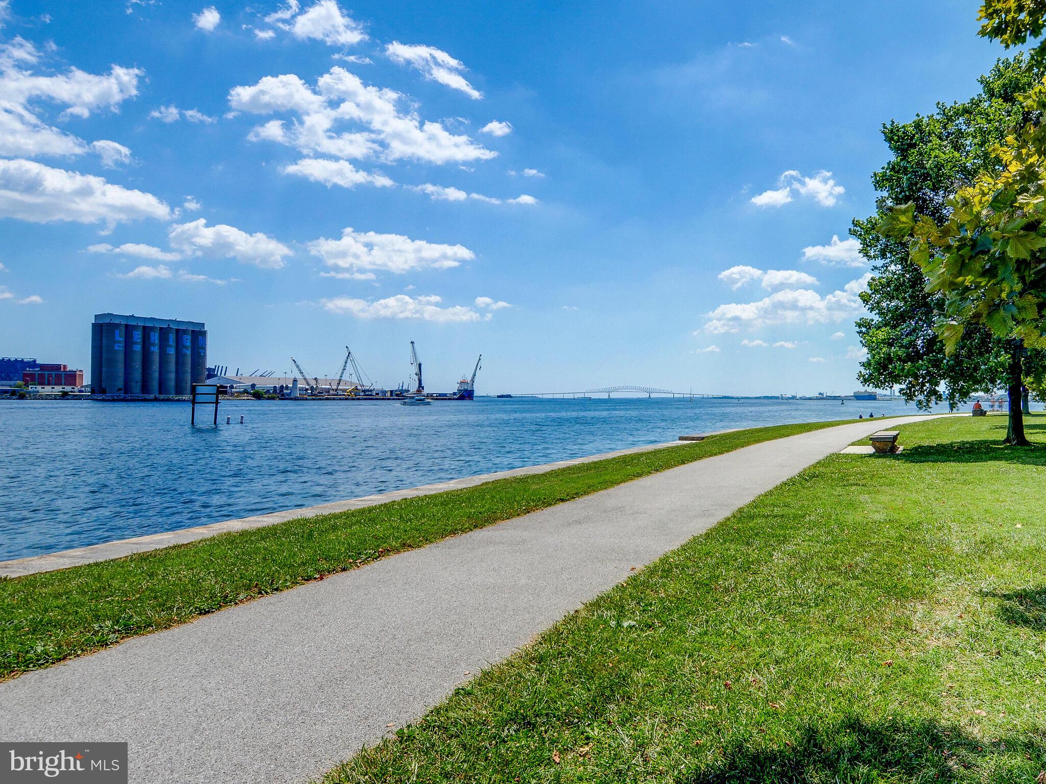 LOCUST POINT - Residential