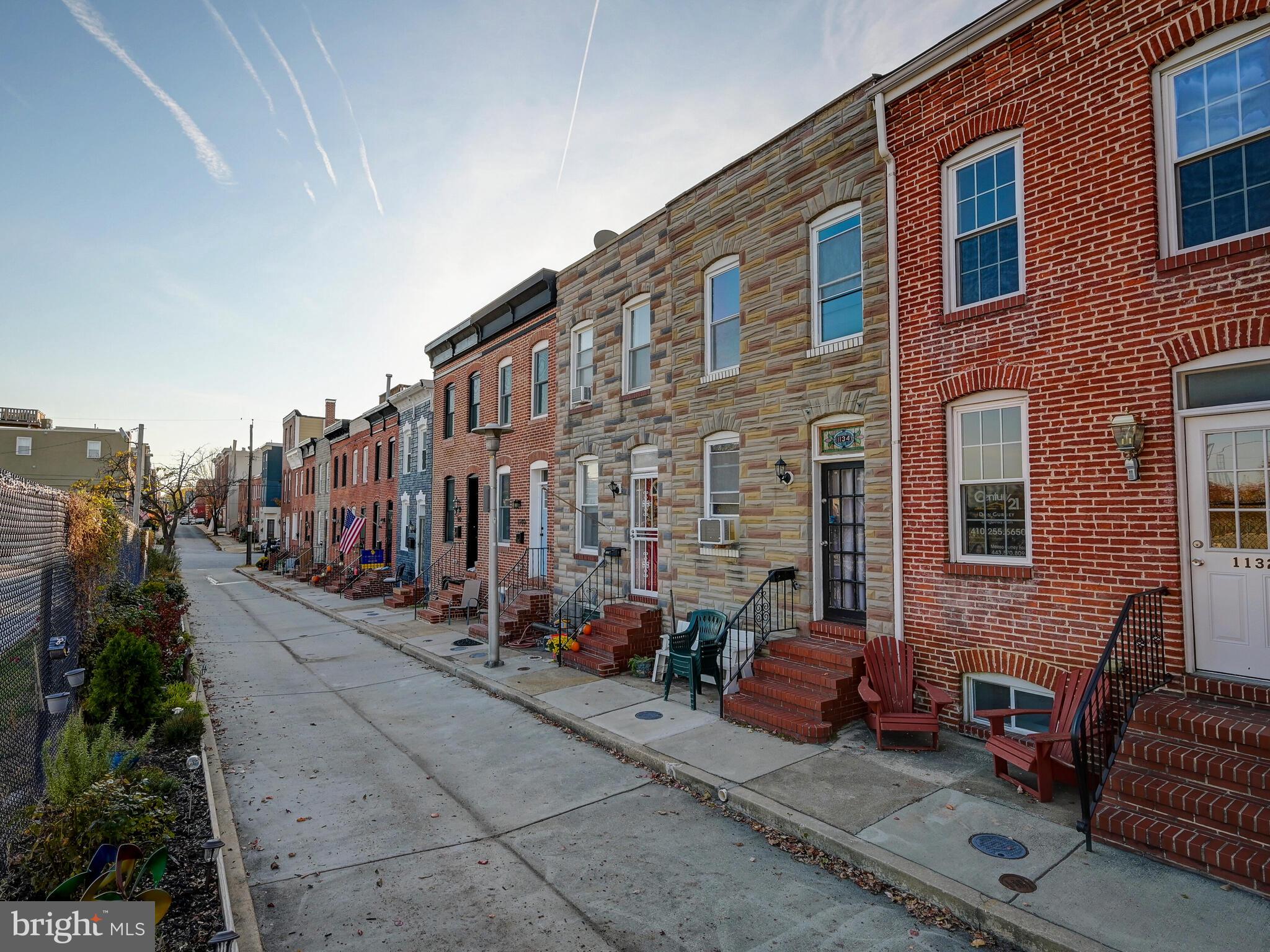 LOCUST POINT - Residential