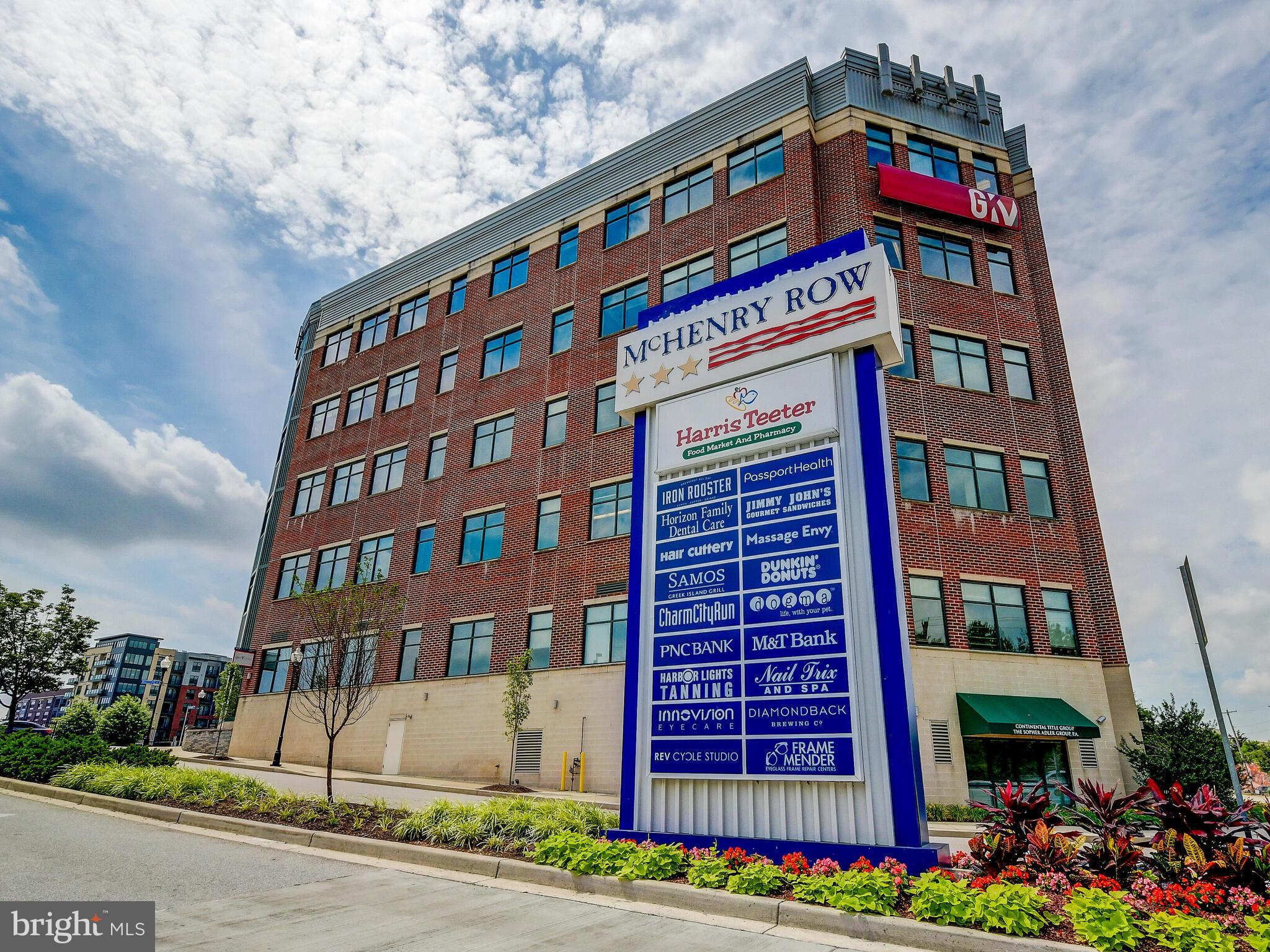 LOCUST POINT - Residential