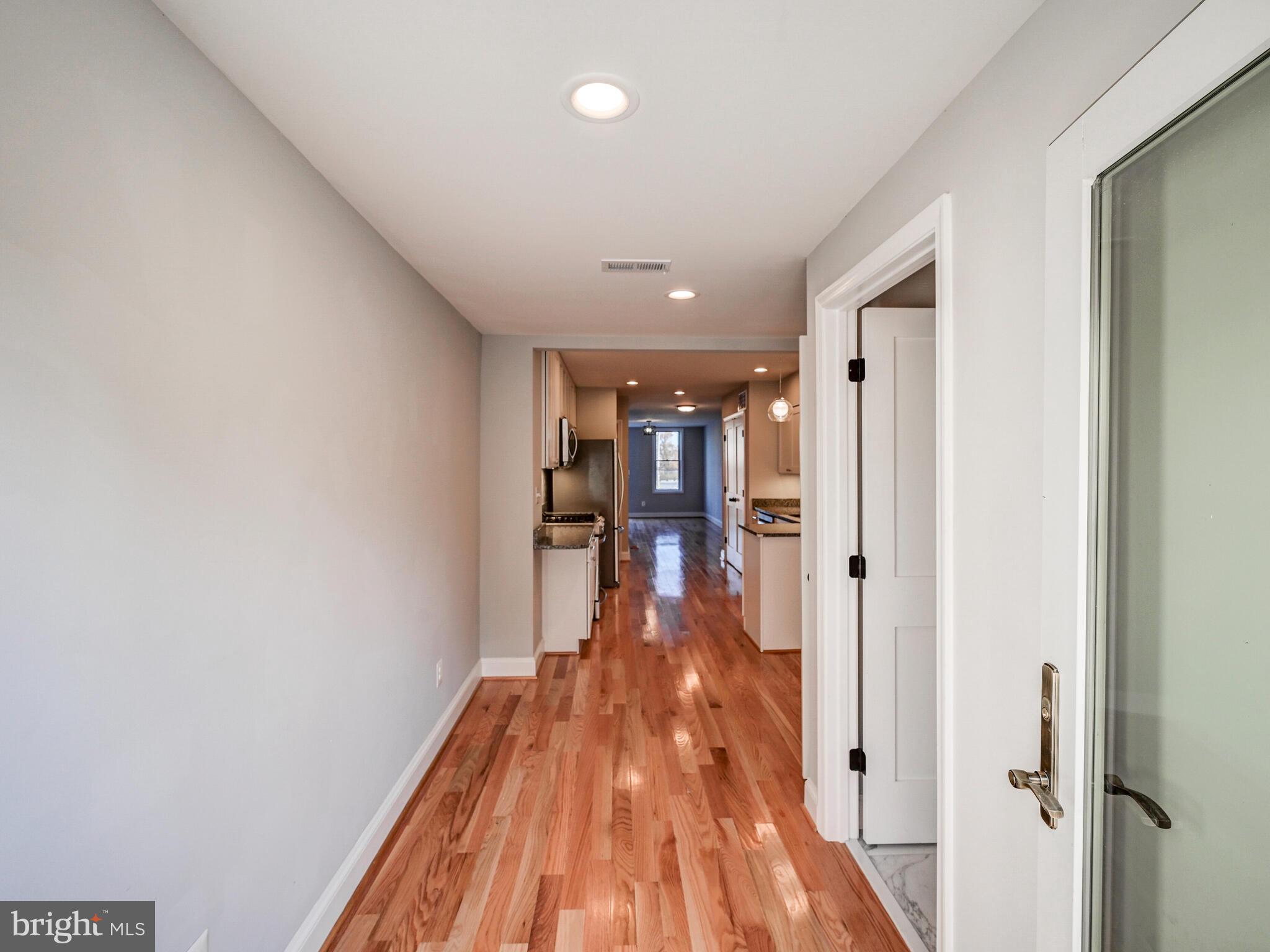 LOCUST POINT - Residential