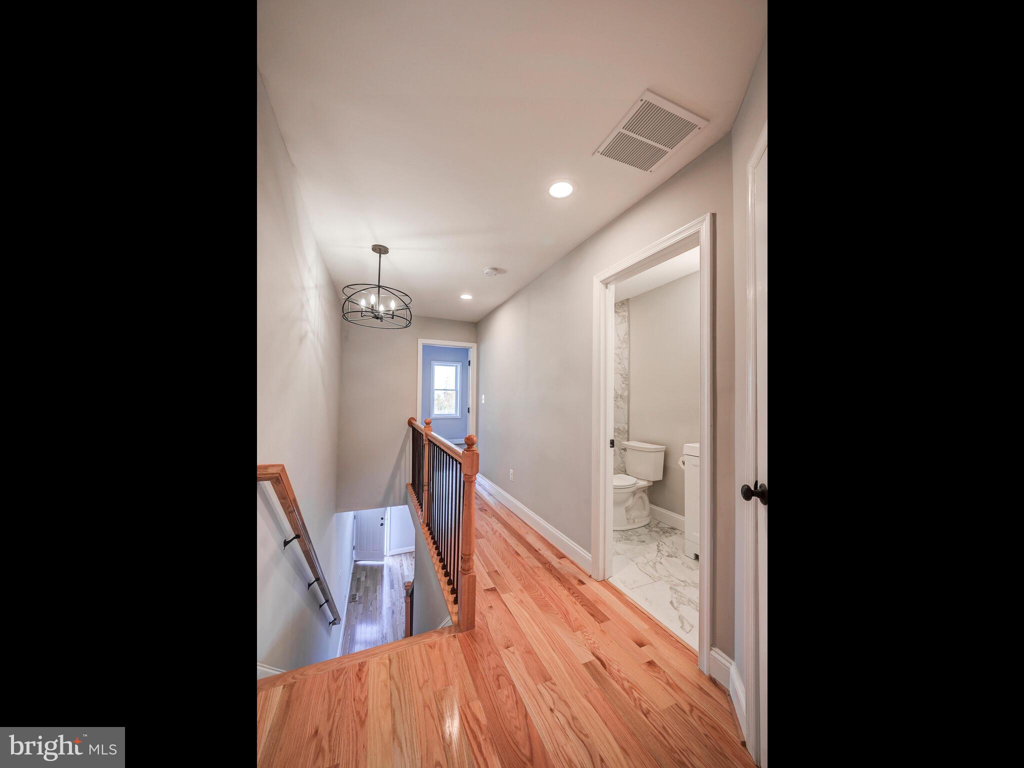 LOCUST POINT - Residential