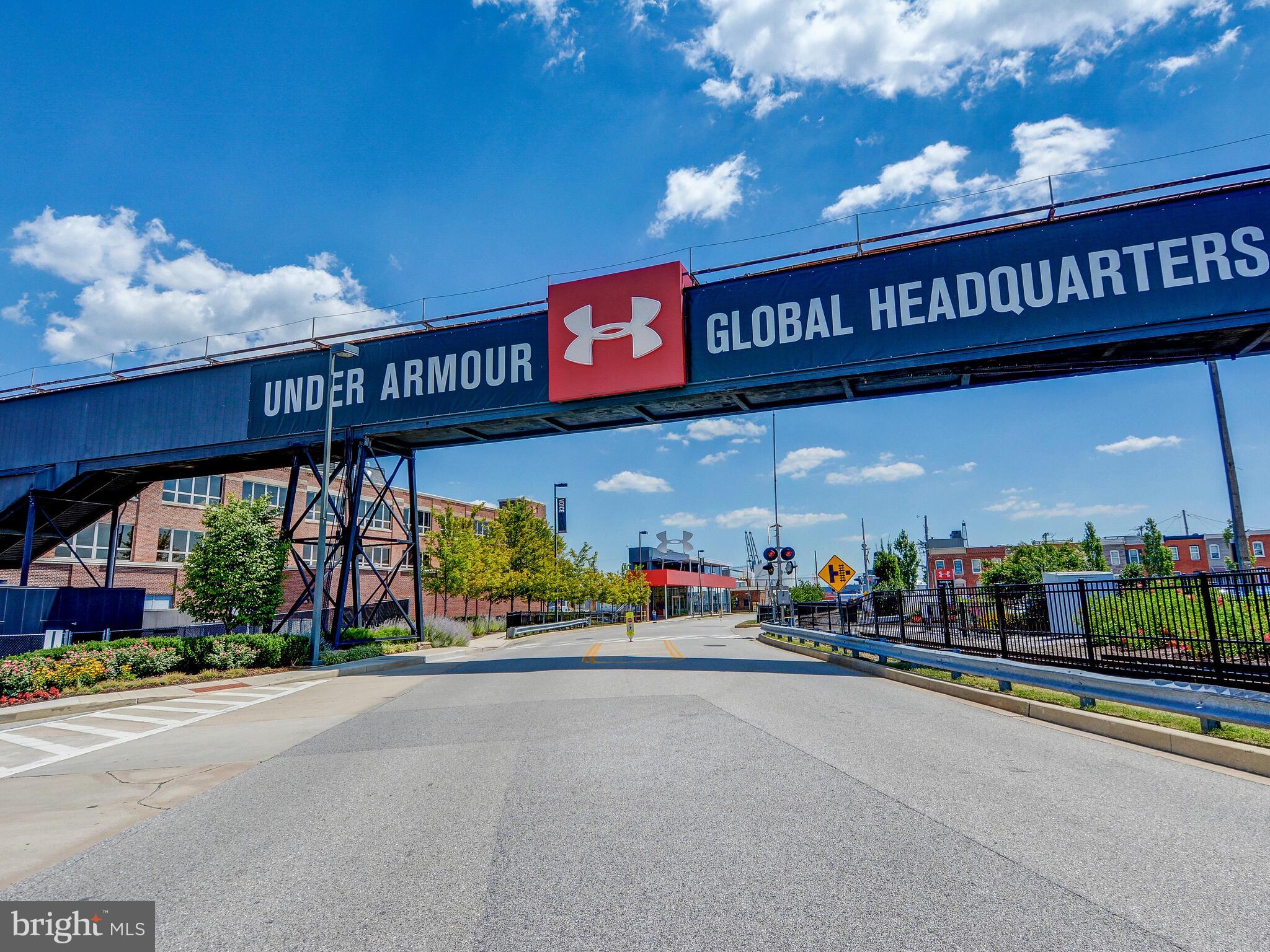 LOCUST POINT - Residential