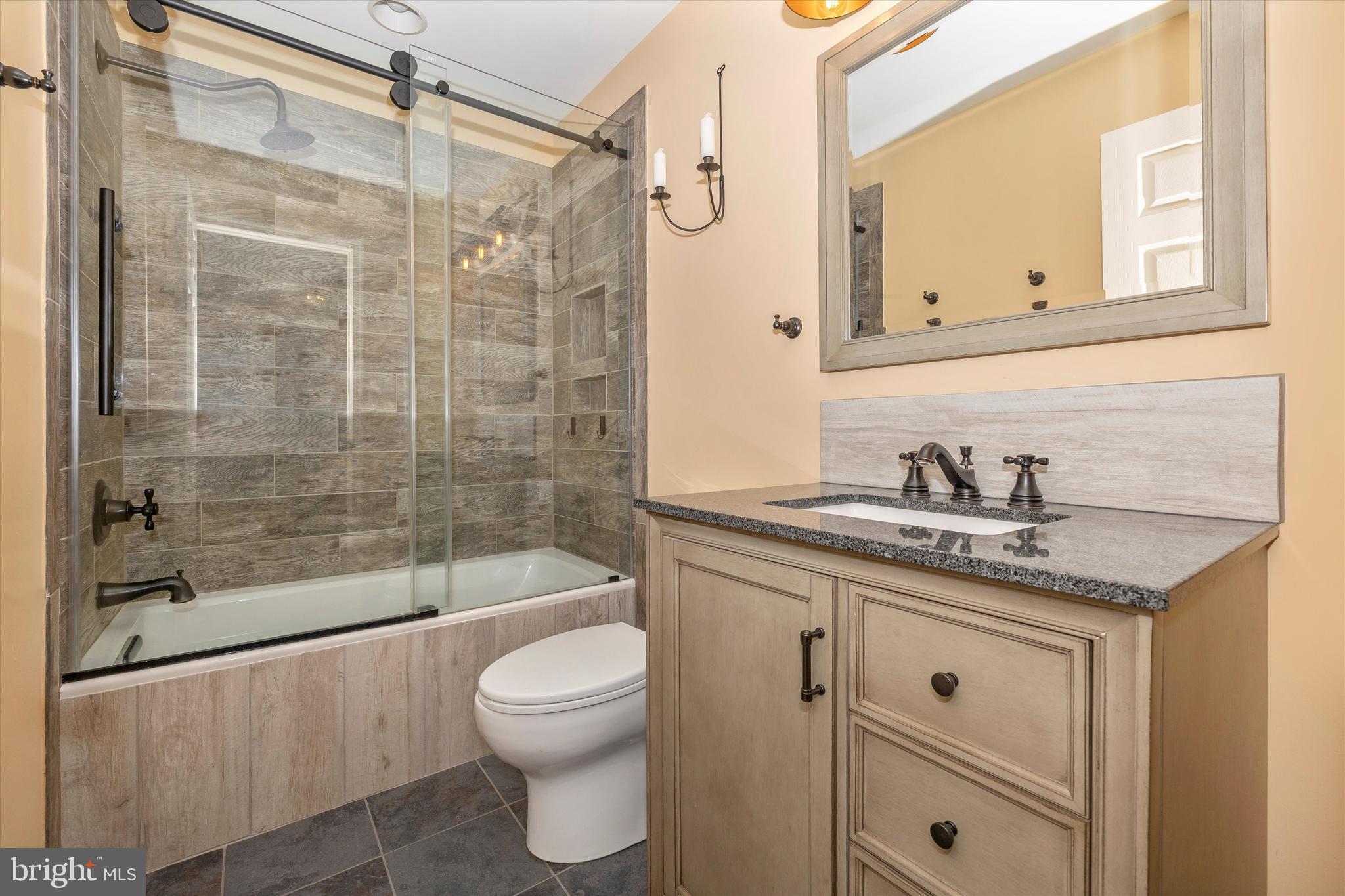 BRADFORD ESTATES - Residential