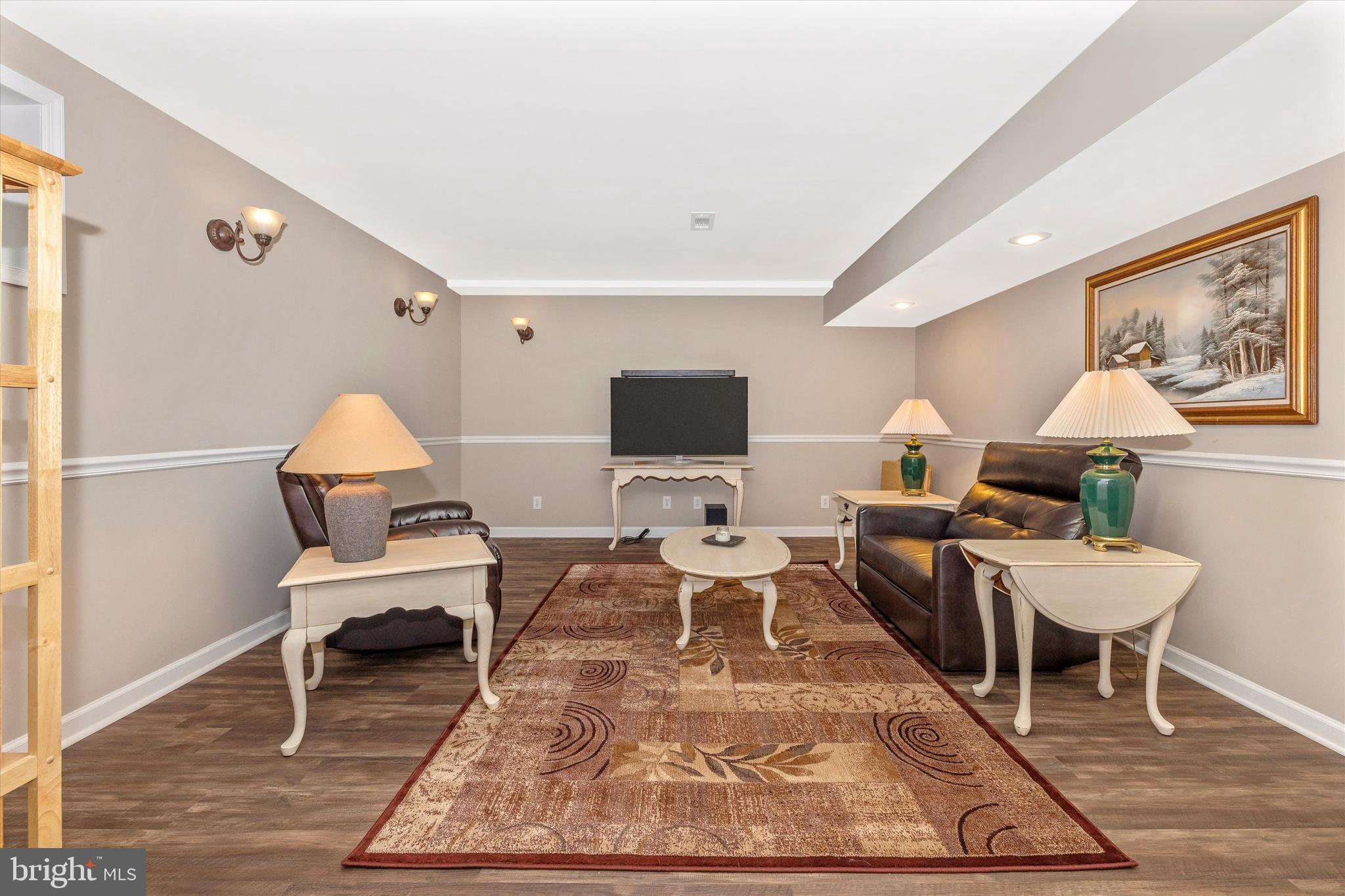 BRADFORD ESTATES - Residential