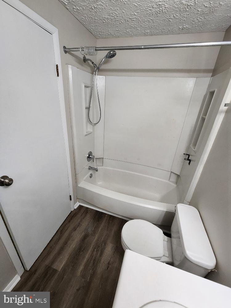 CHESTERFIELD - Residential Lease