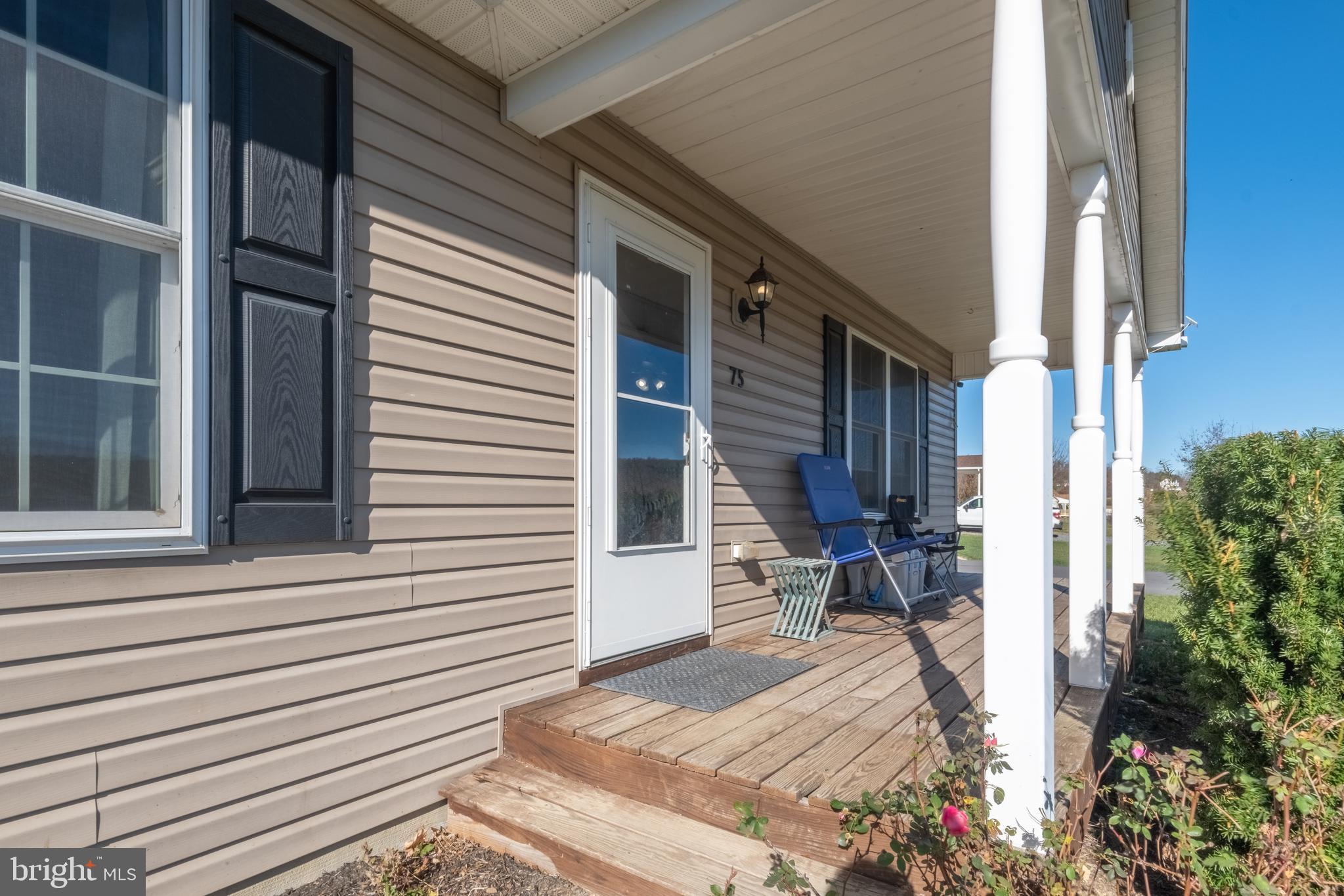 RIVERSIDE VILLAGE - Residential