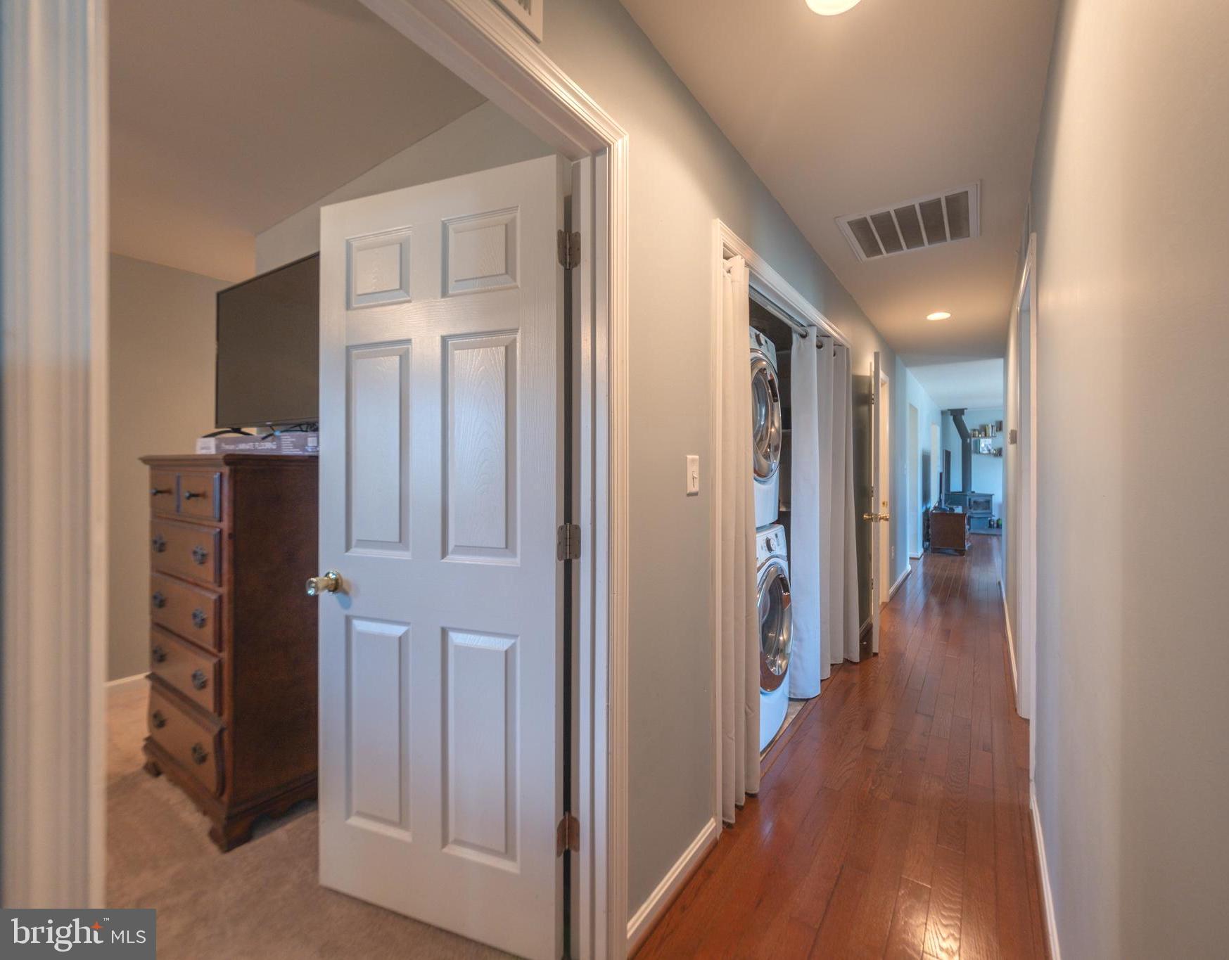 RIVERSIDE VILLAGE - Residential