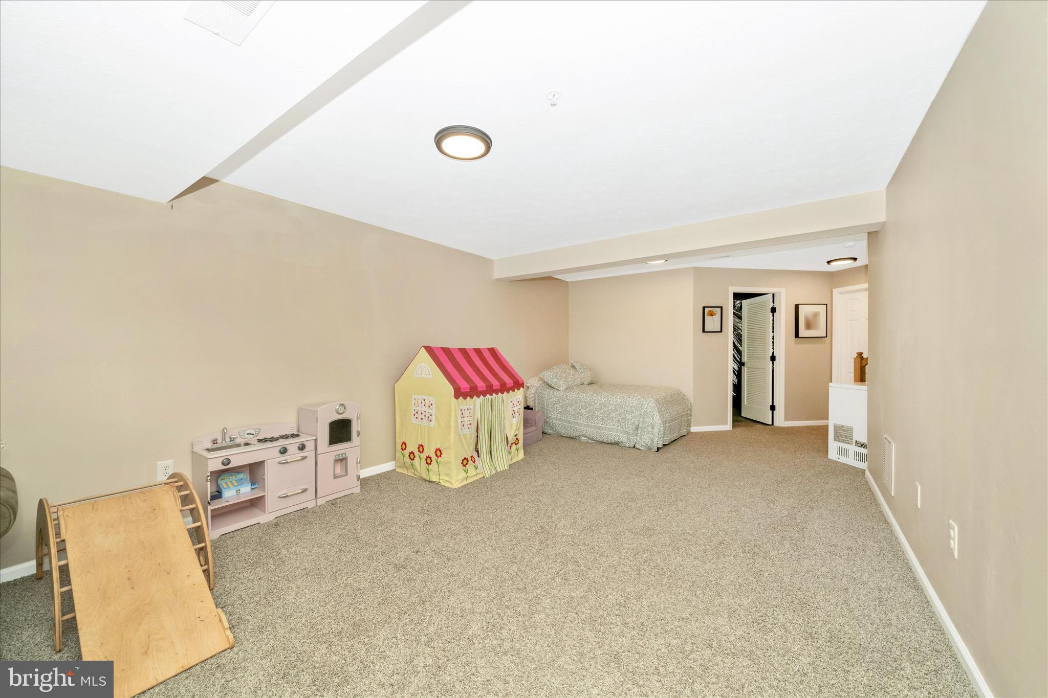 PINEY ORCHARD - Residential