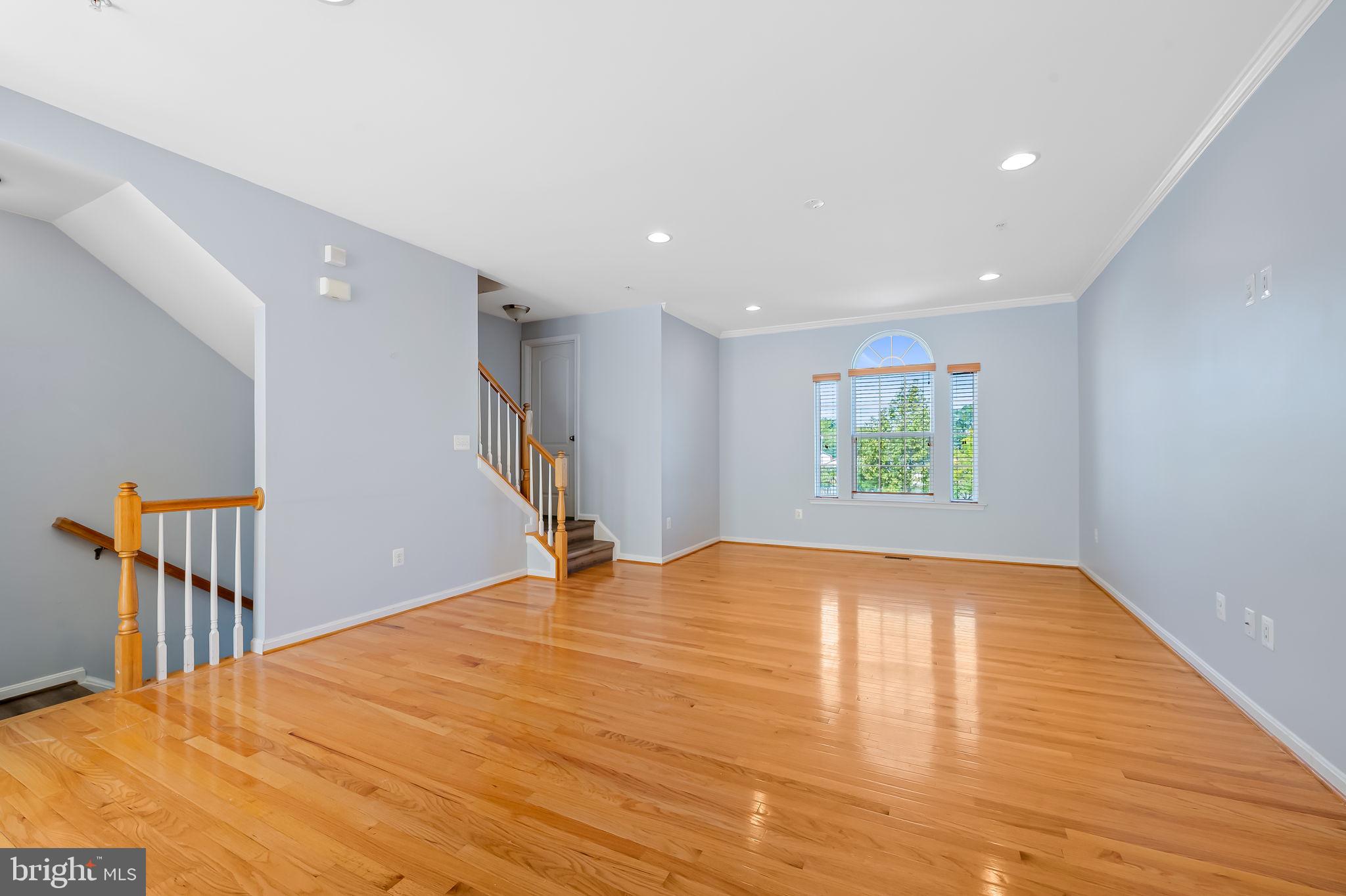 ADMIRALS LANDING - Residential