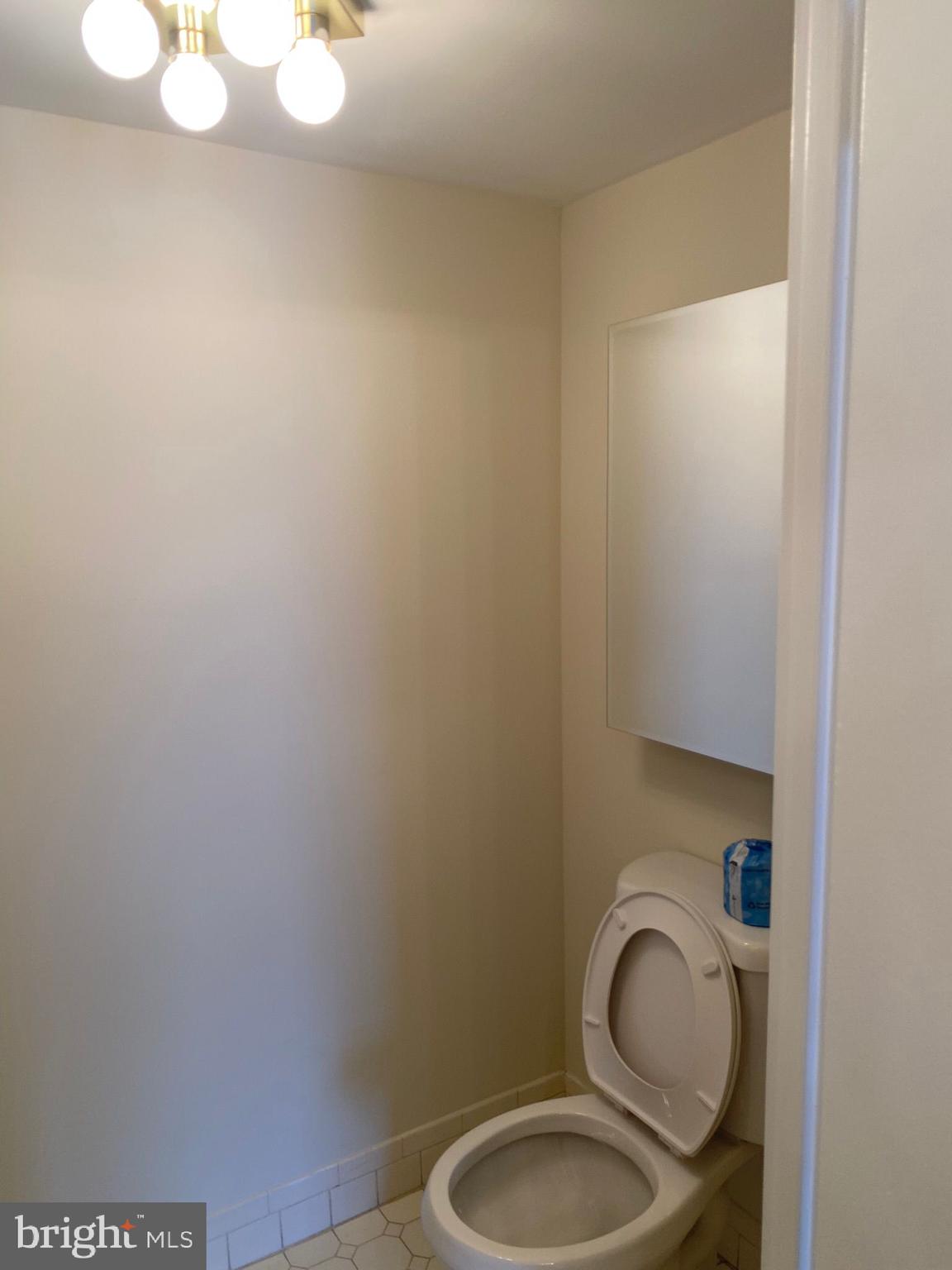 RHAWNHURST - Residential Lease