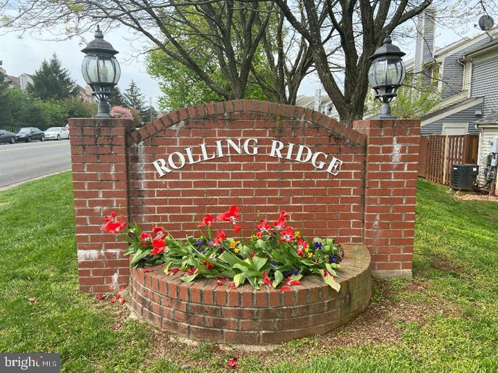 ROLLING RIDGE - Residential Lease