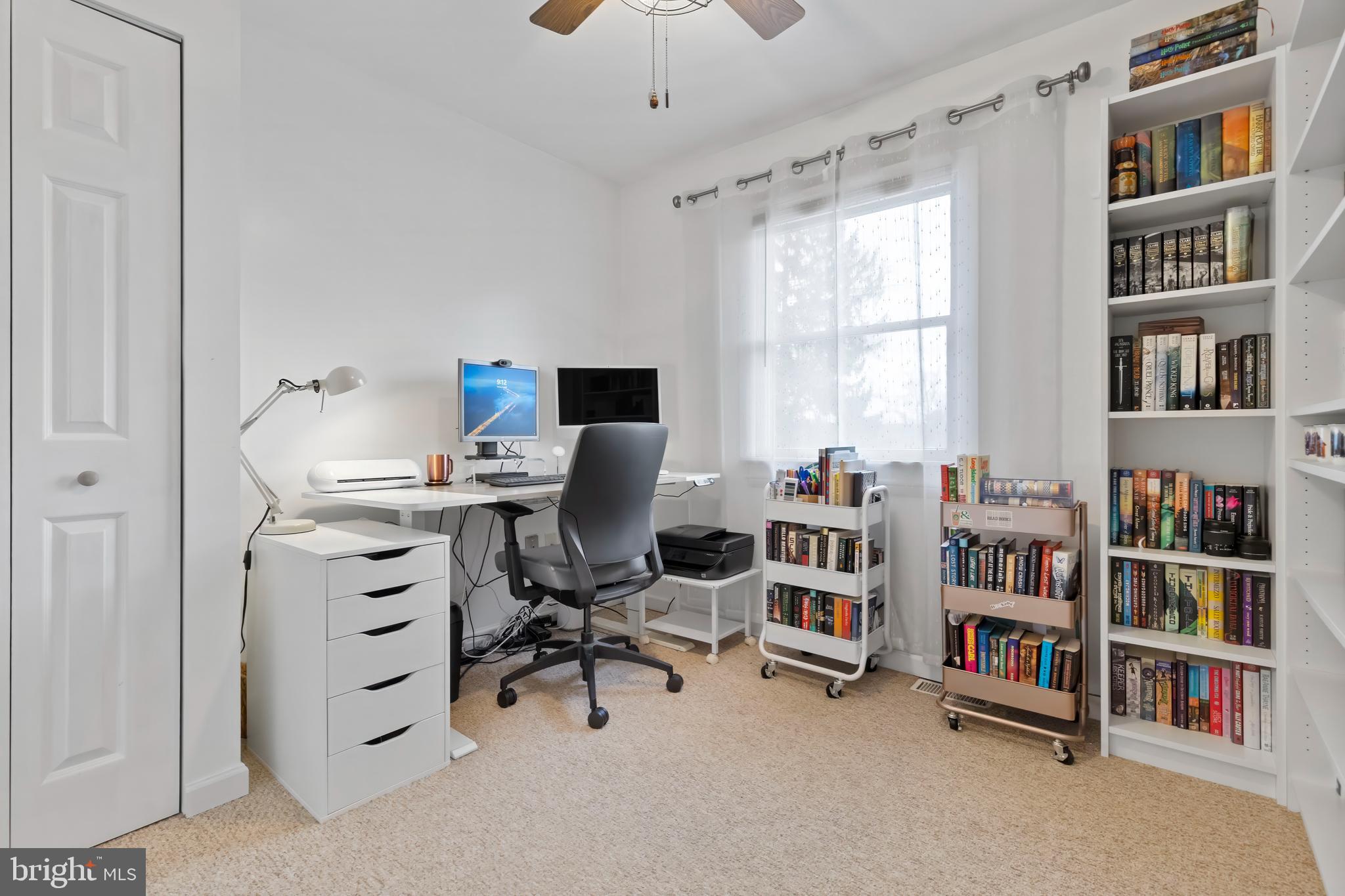 SUBURBIA - Residential