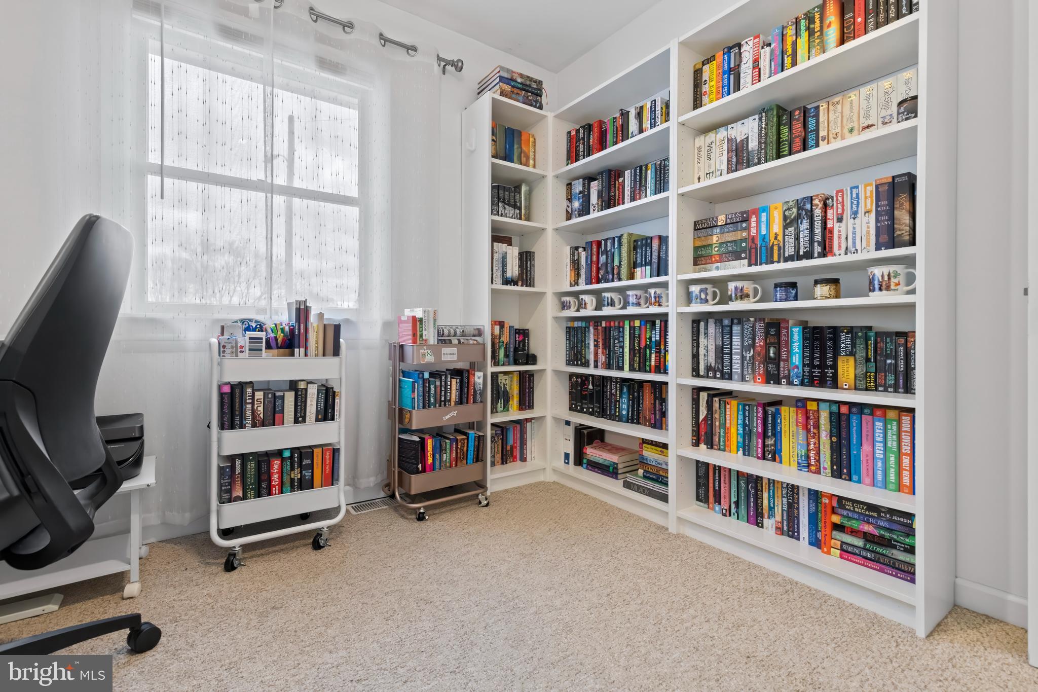 SUBURBIA - Residential