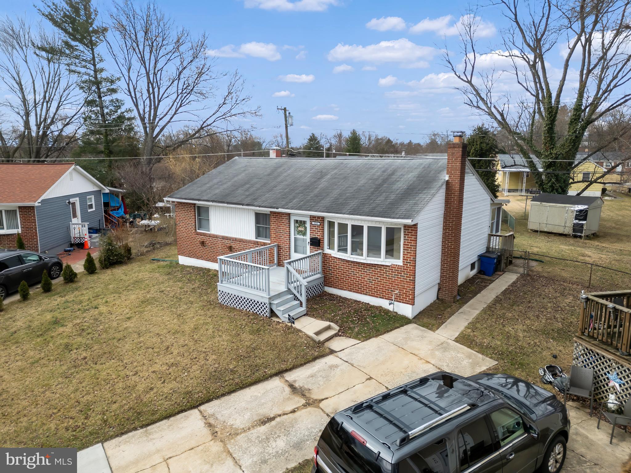 SUBURBIA - Residential