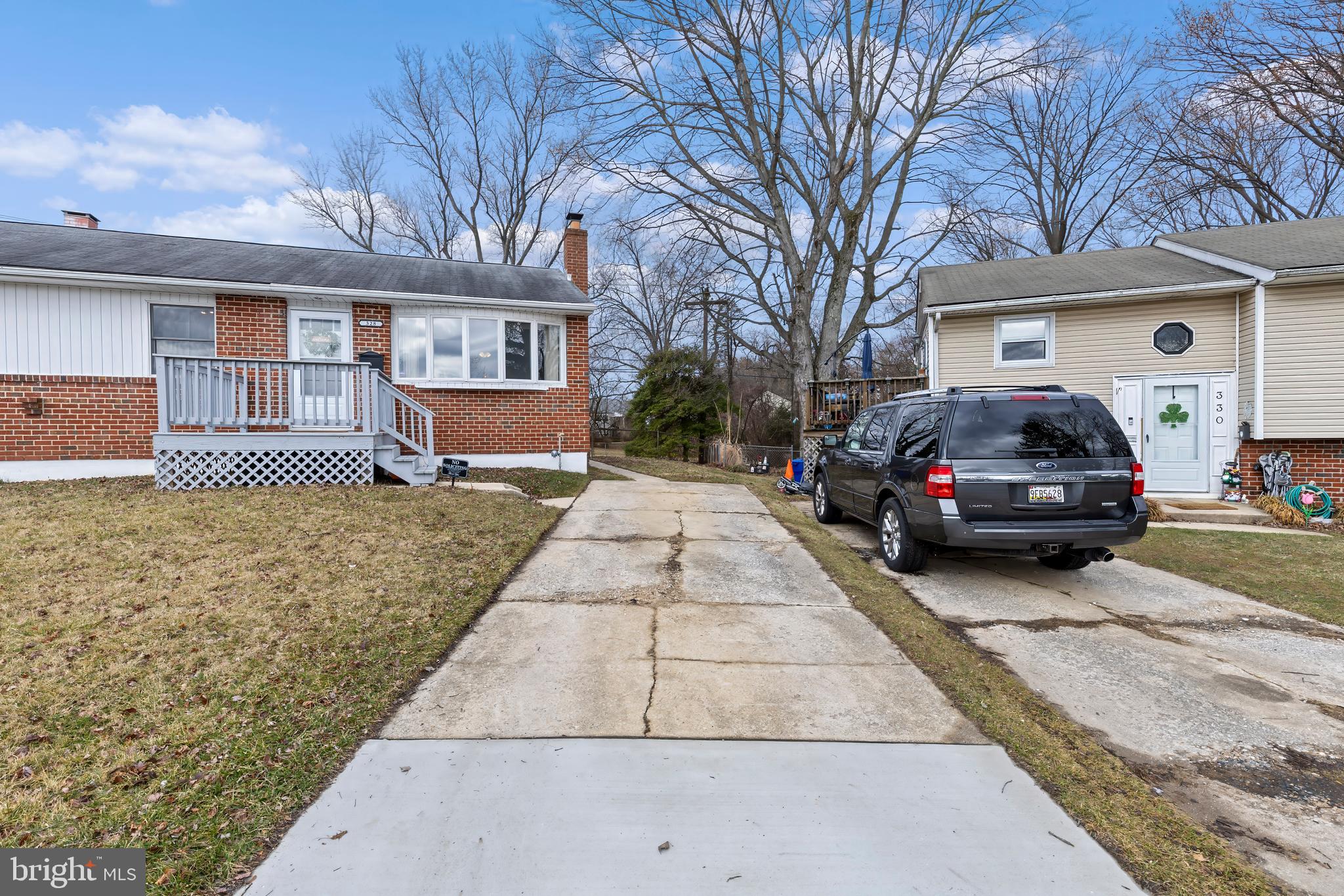 SUBURBIA - Residential