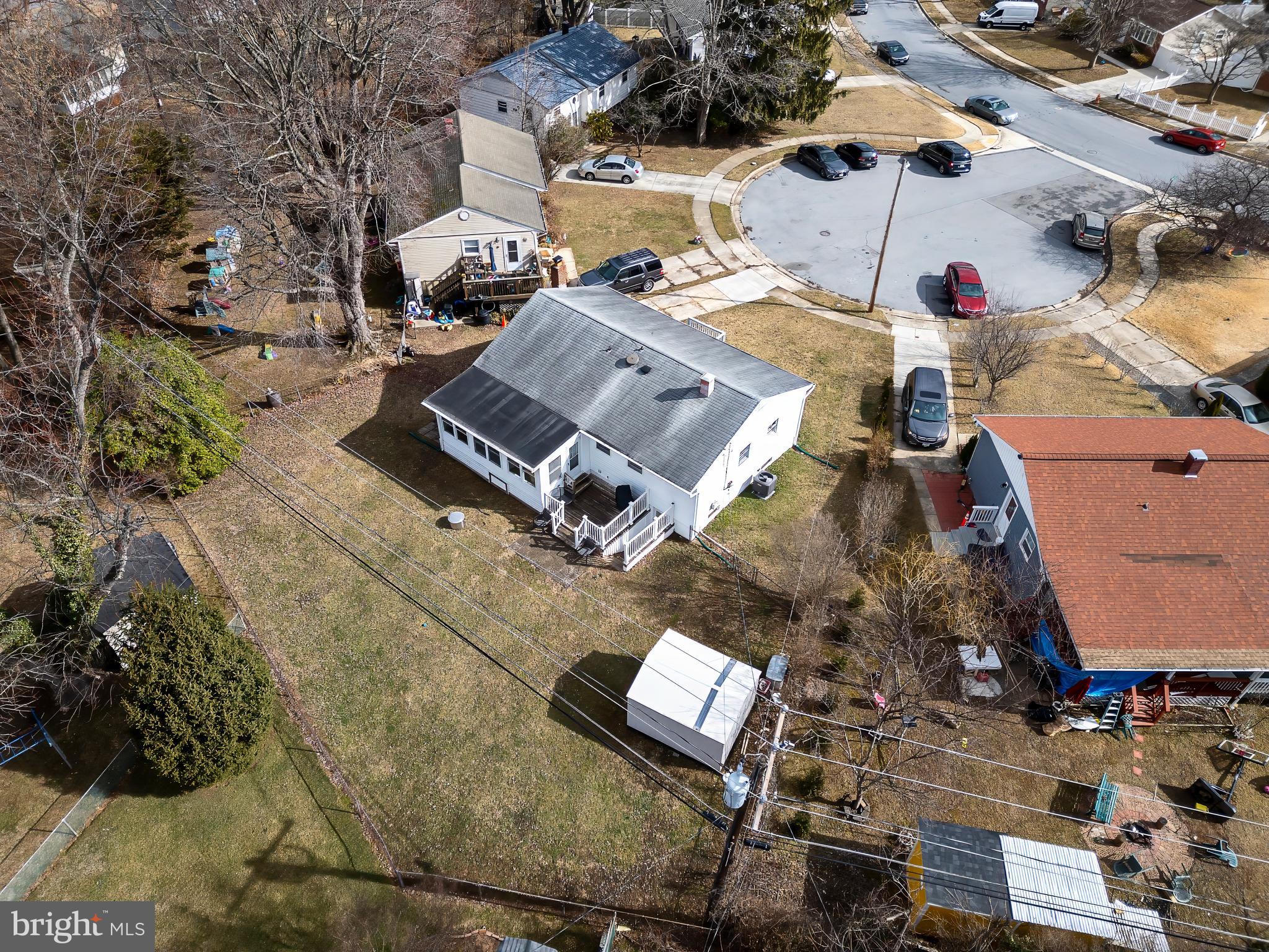 SUBURBIA - Residential