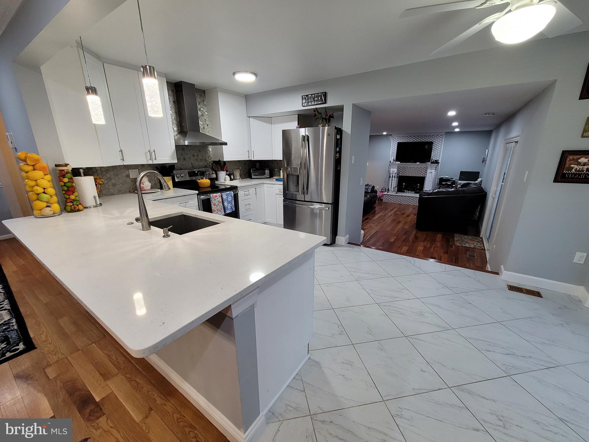 PLEASANT VALLEY - Residential Lease