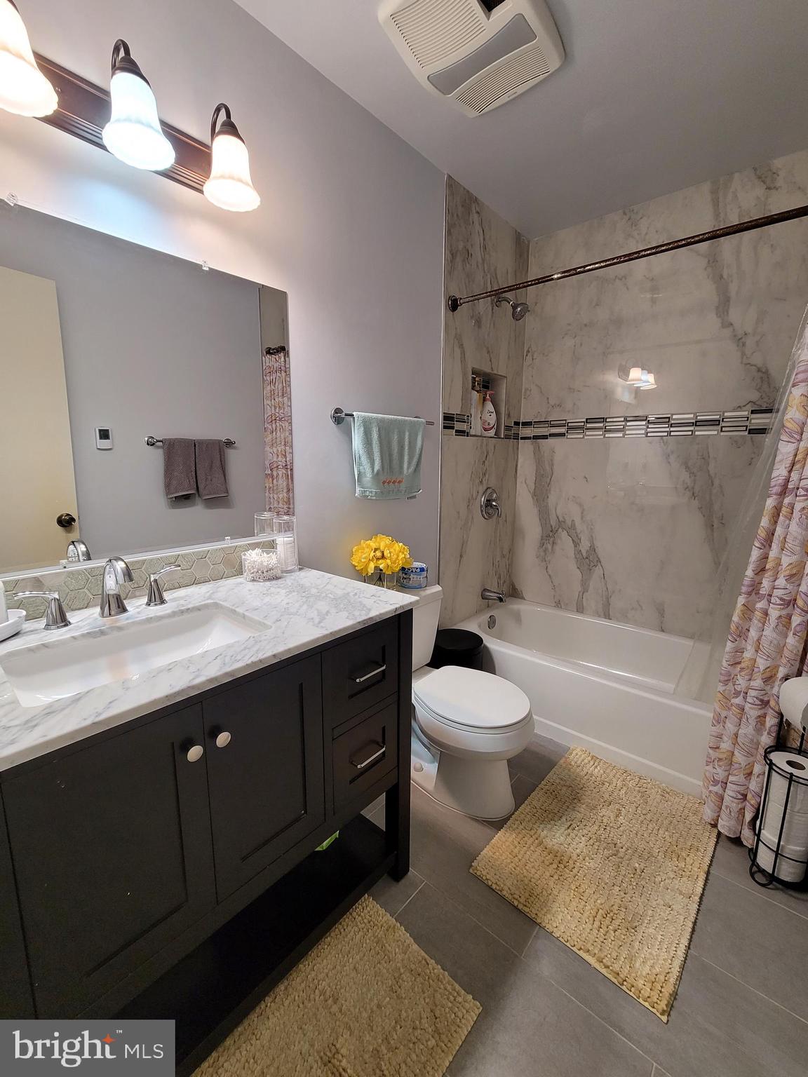 PLEASANT VALLEY - Residential Lease